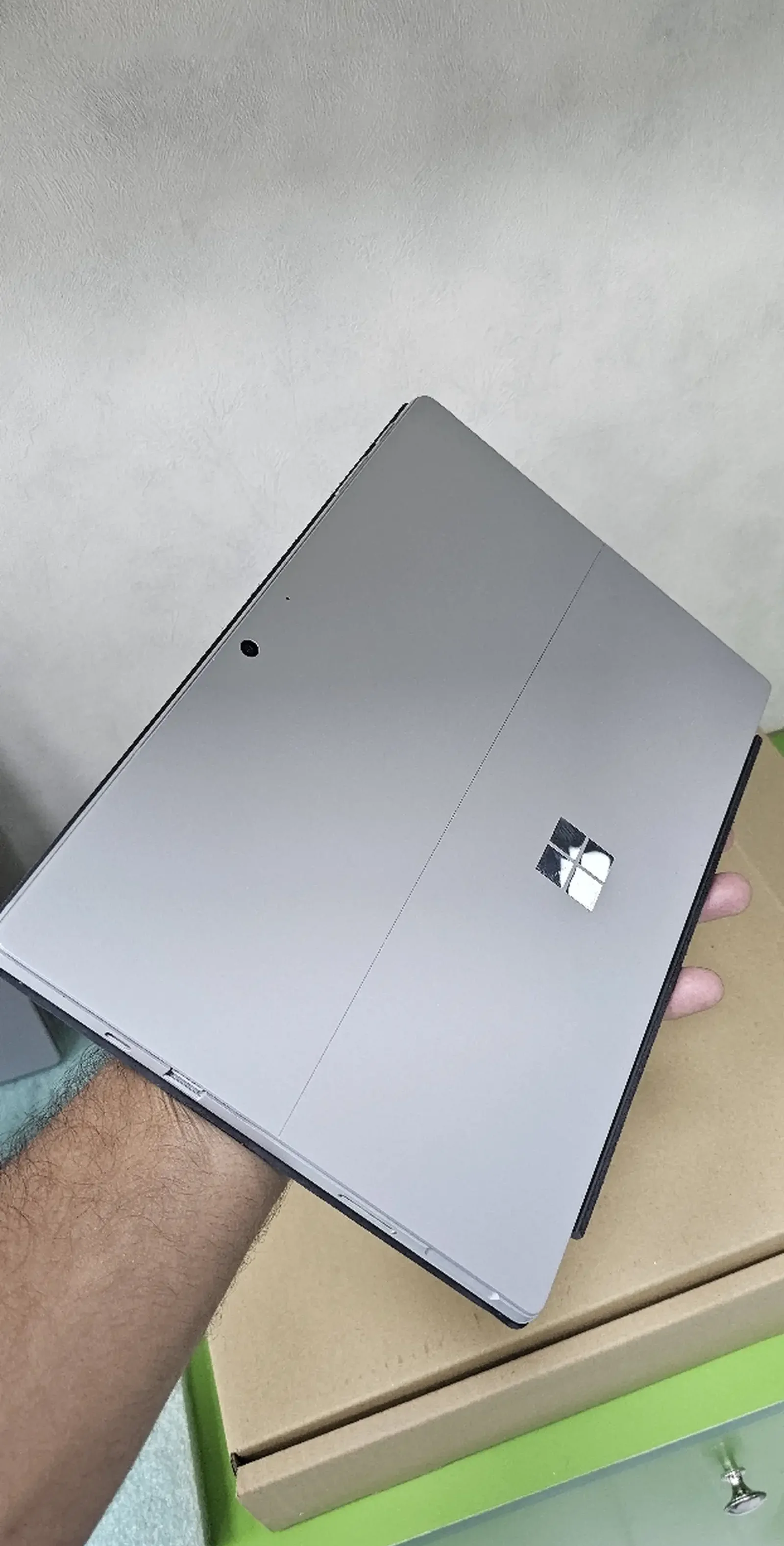 Ноутбук Microsoft Pro 7 plus i5 11th