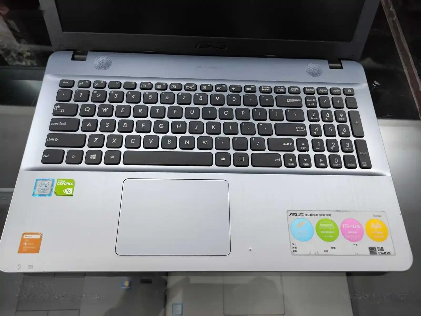 Игровой ноутбук Asus X541UJ Core i7-7500U 2.9GHz 8GB / 256GB SSD 7TH GEN — фото 4
