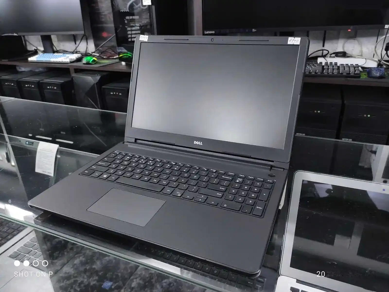 Игровой ноутбук Dell Inspiron 3568 Core i7-7500U 8gb/256gb SSD 7TH GEN — фото 3