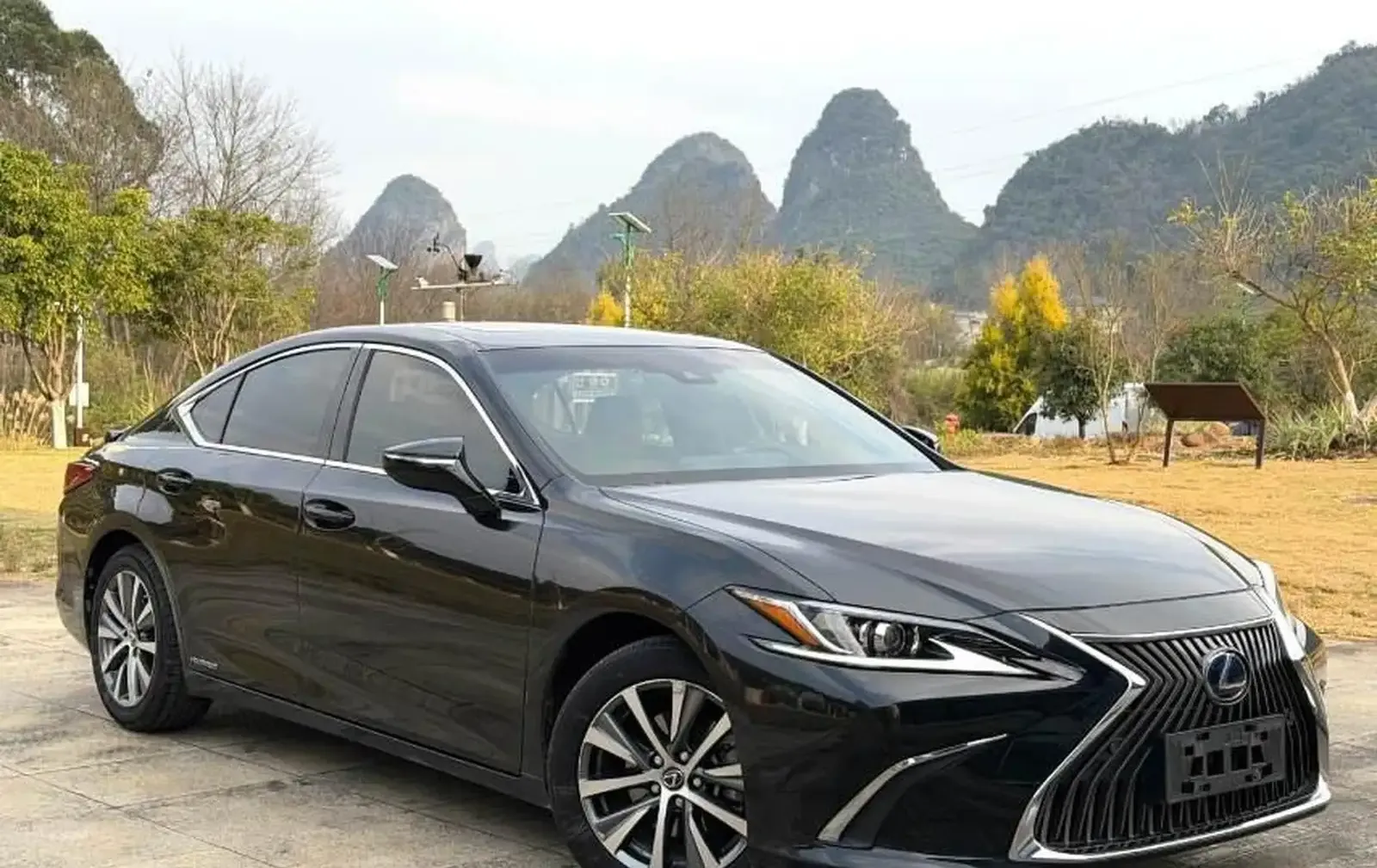Lexus Es series 2018