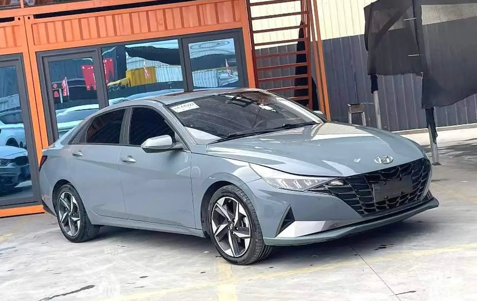 Hyundai Elantra 2021