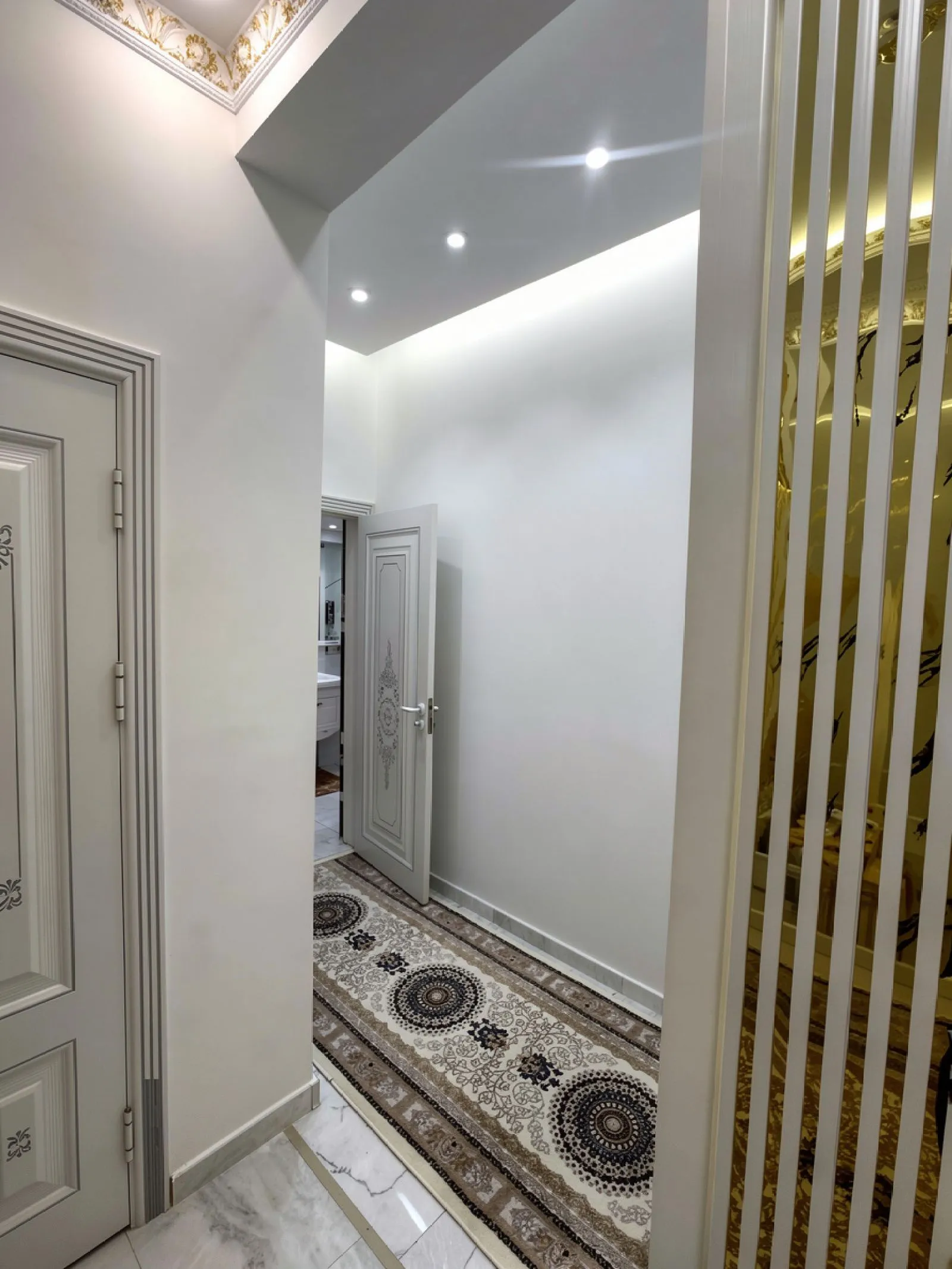 2-к квартира, 3 этаж, 75 м², Рӯ ба рӯи ресторан Зирбак, улица Айни