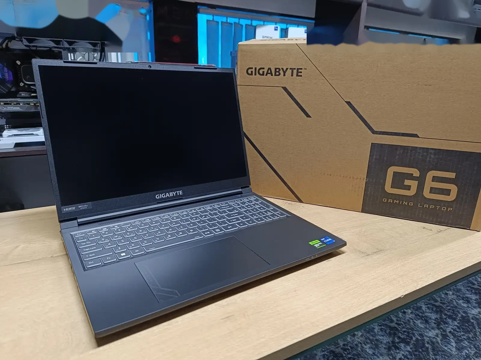 Игровой Ноутбук Gigabyte G6 Core i7-13620H / RTX 4060 8GB / 16GB / 1TB SSD