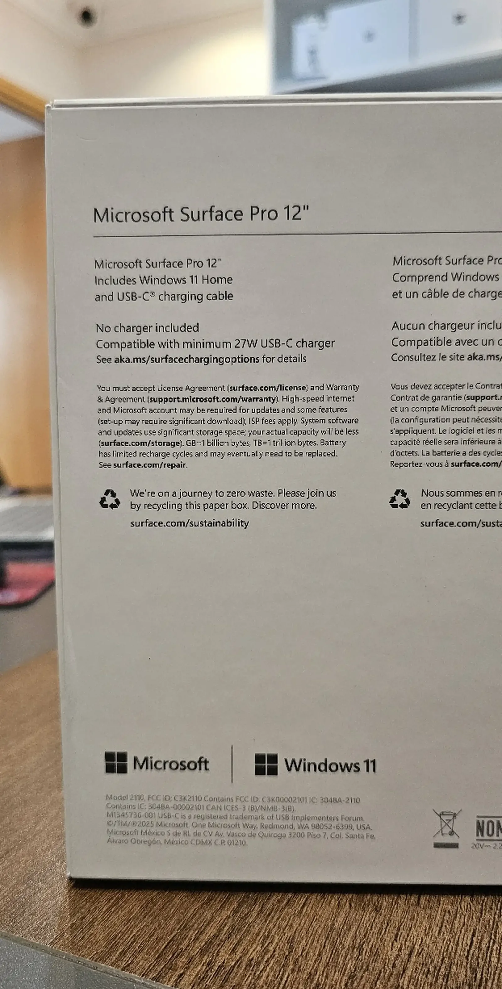 Surface Pro 12 2025
