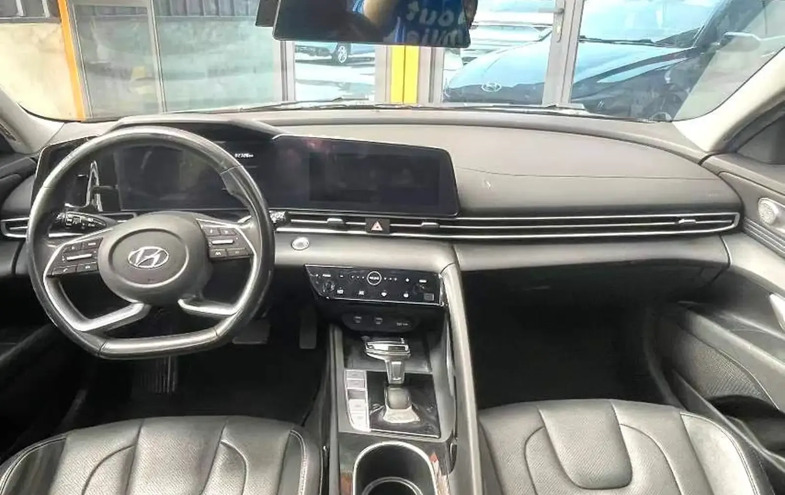 Hyundai Elantra 2021