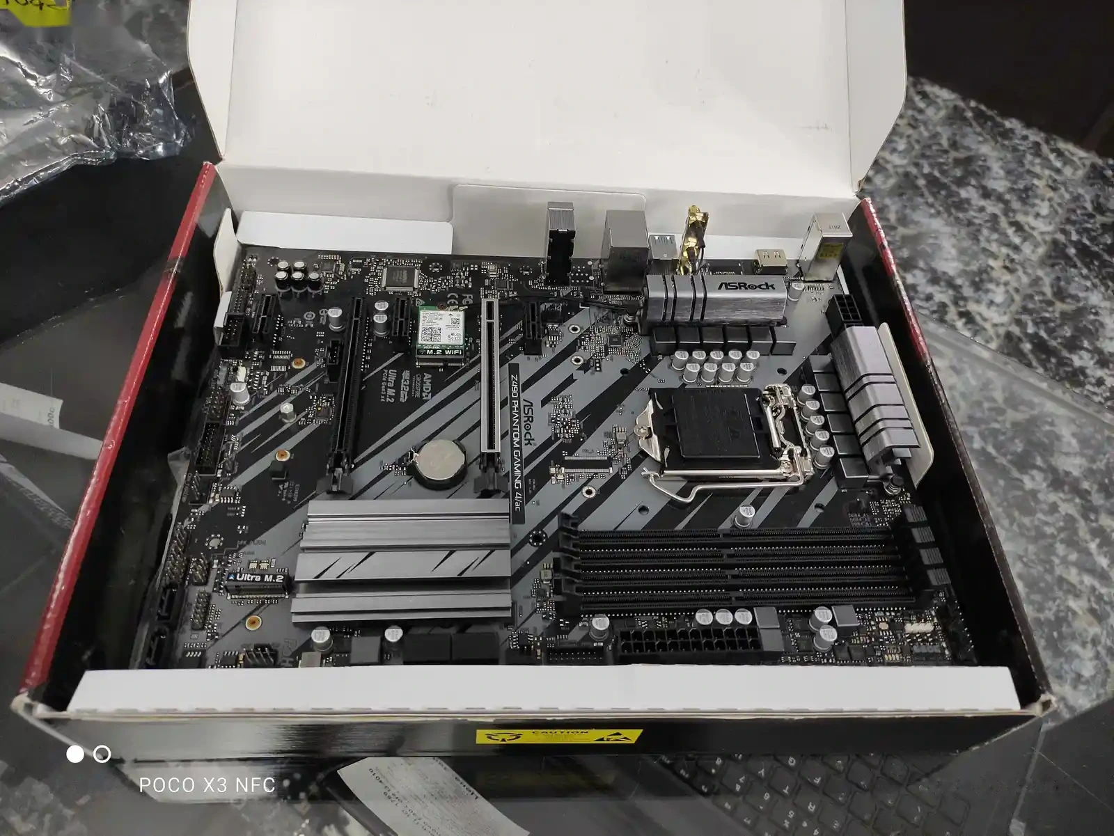 Материнская плата Asrock Z490 Phantom Gaming 4 — фото 6