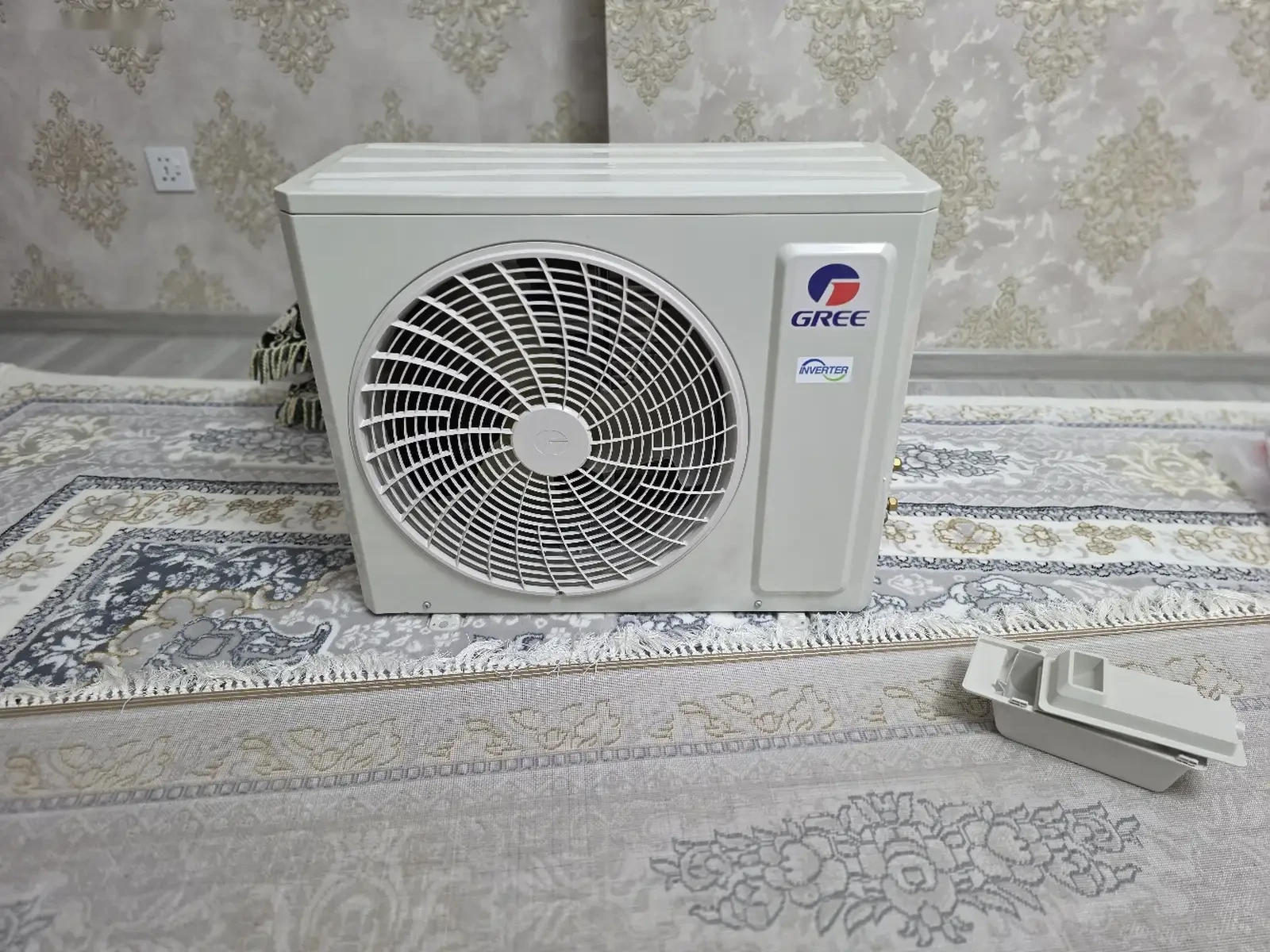 Кондиционер Gree Invertor 12