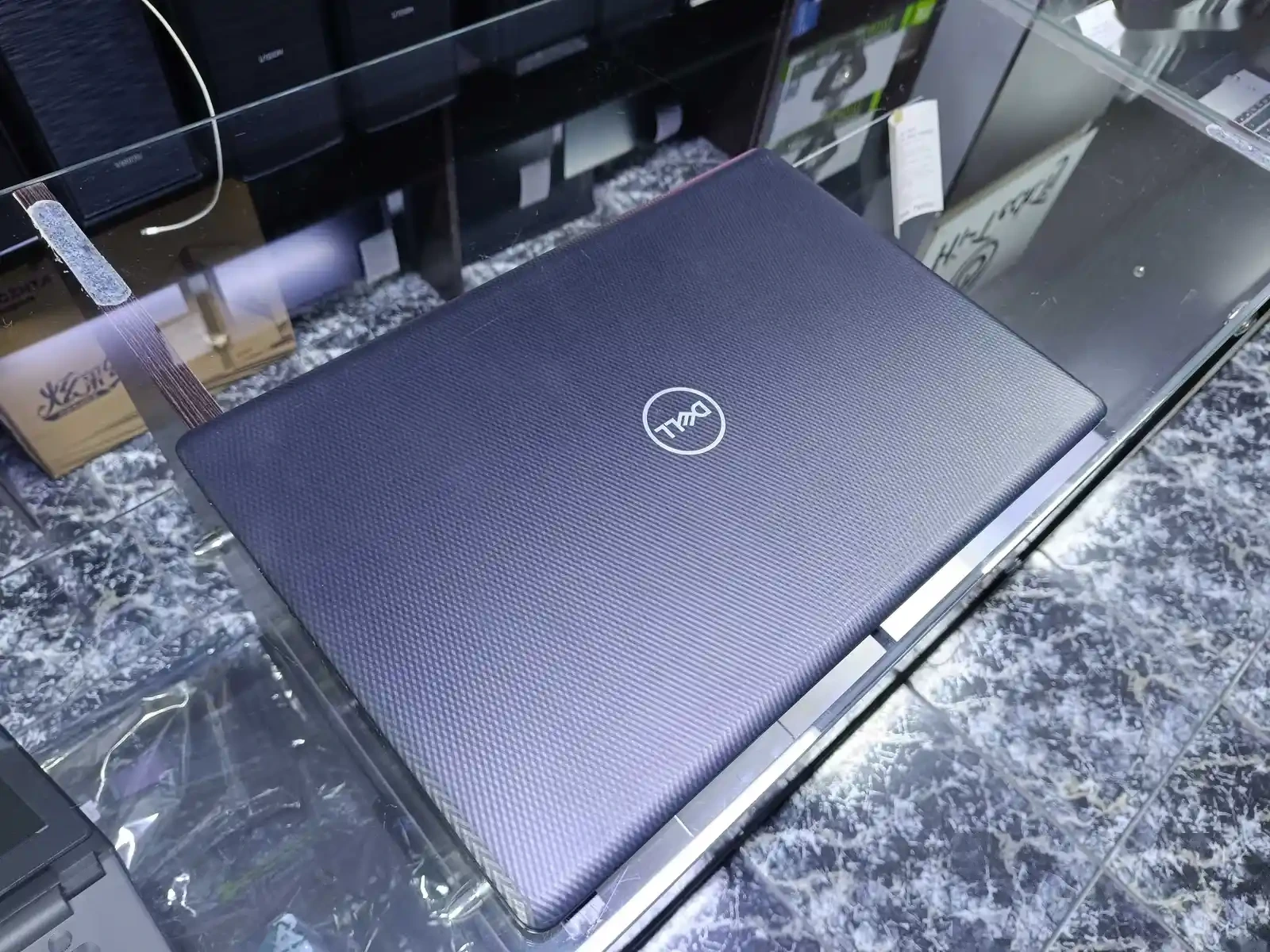 Ноутбук Dell Inspiron 3593 Core i7-1065G7 / 8GB / 256GB SSD — фото 7
