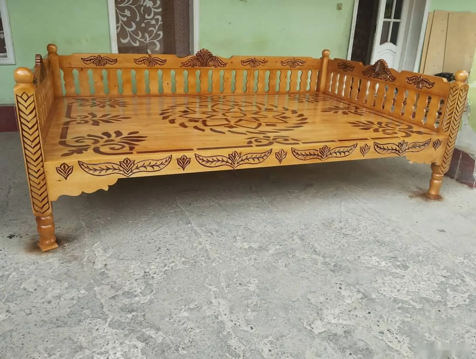 Тапчан