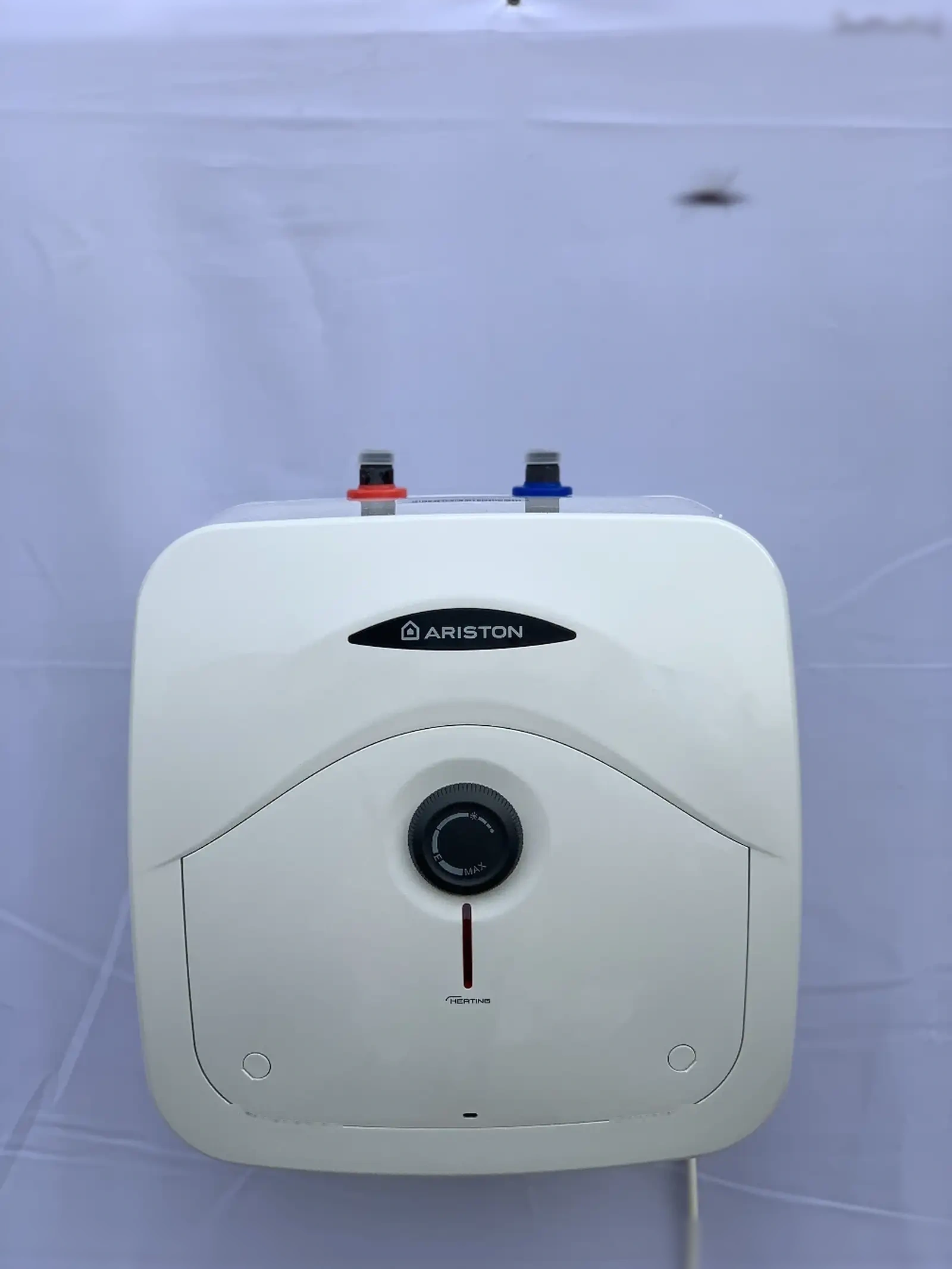Водонагреватель Ariston ABS 10л. — фото 4