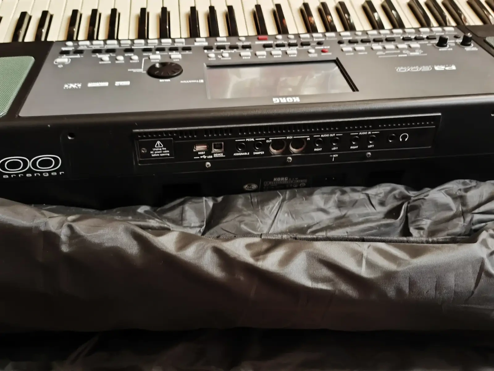 Синтезатор Korg pa600 — фото 4