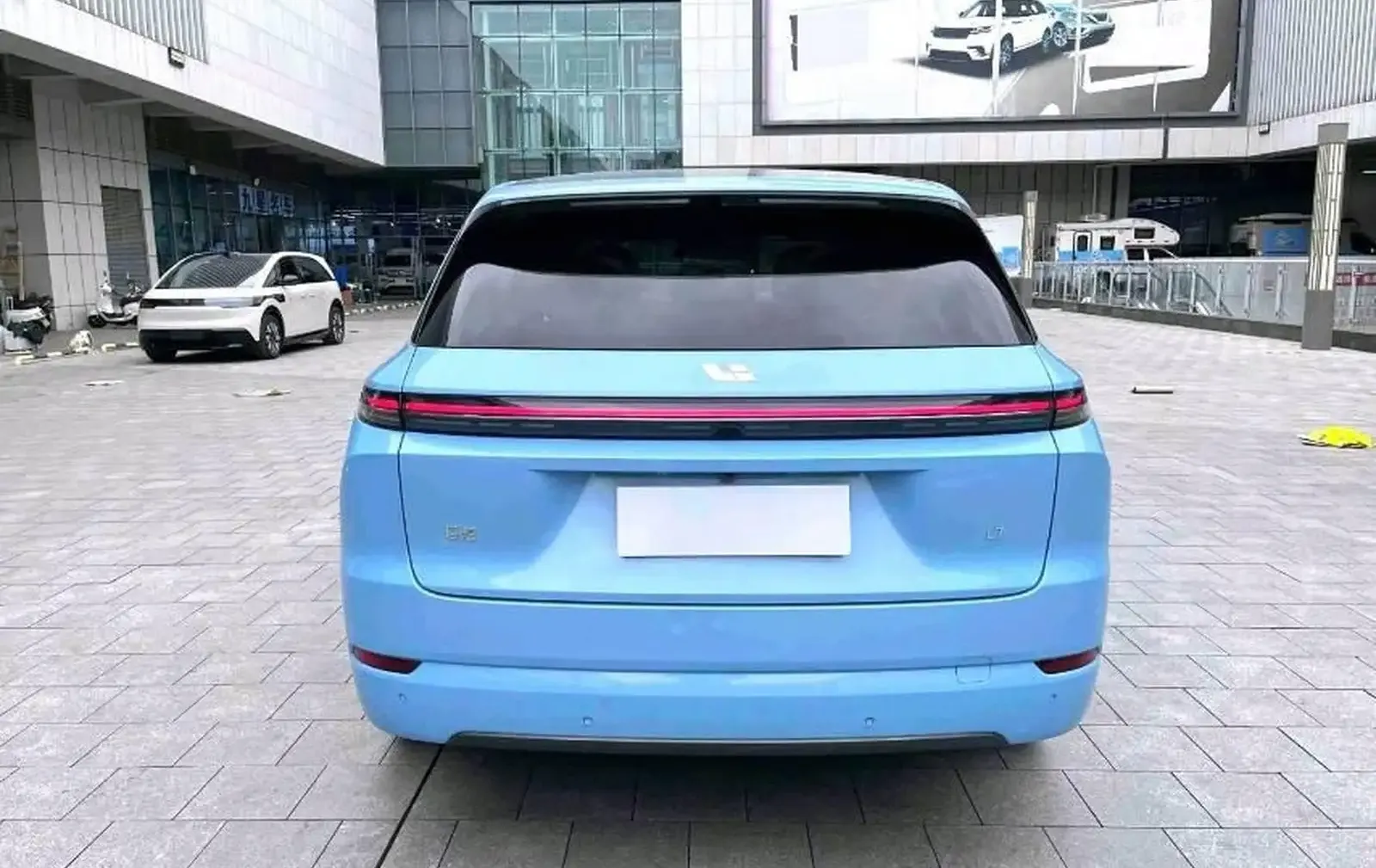 Li Auto (LiXiang) L7, 2024 — фото 6
