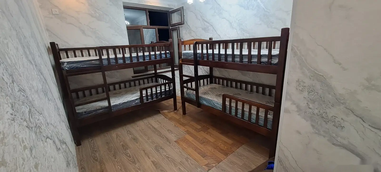 Детская двухъярусная кровать