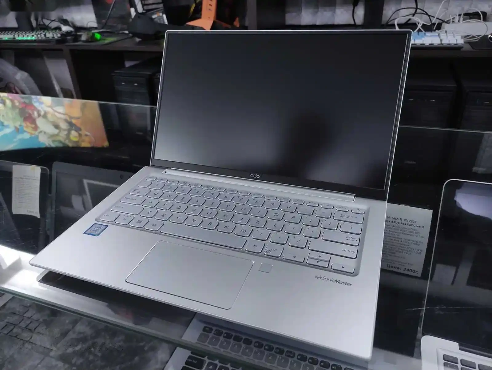 Ноутбук Asus Adol 13 Laptop Core i7-8565U 8GB/256GB SSD — фото 2