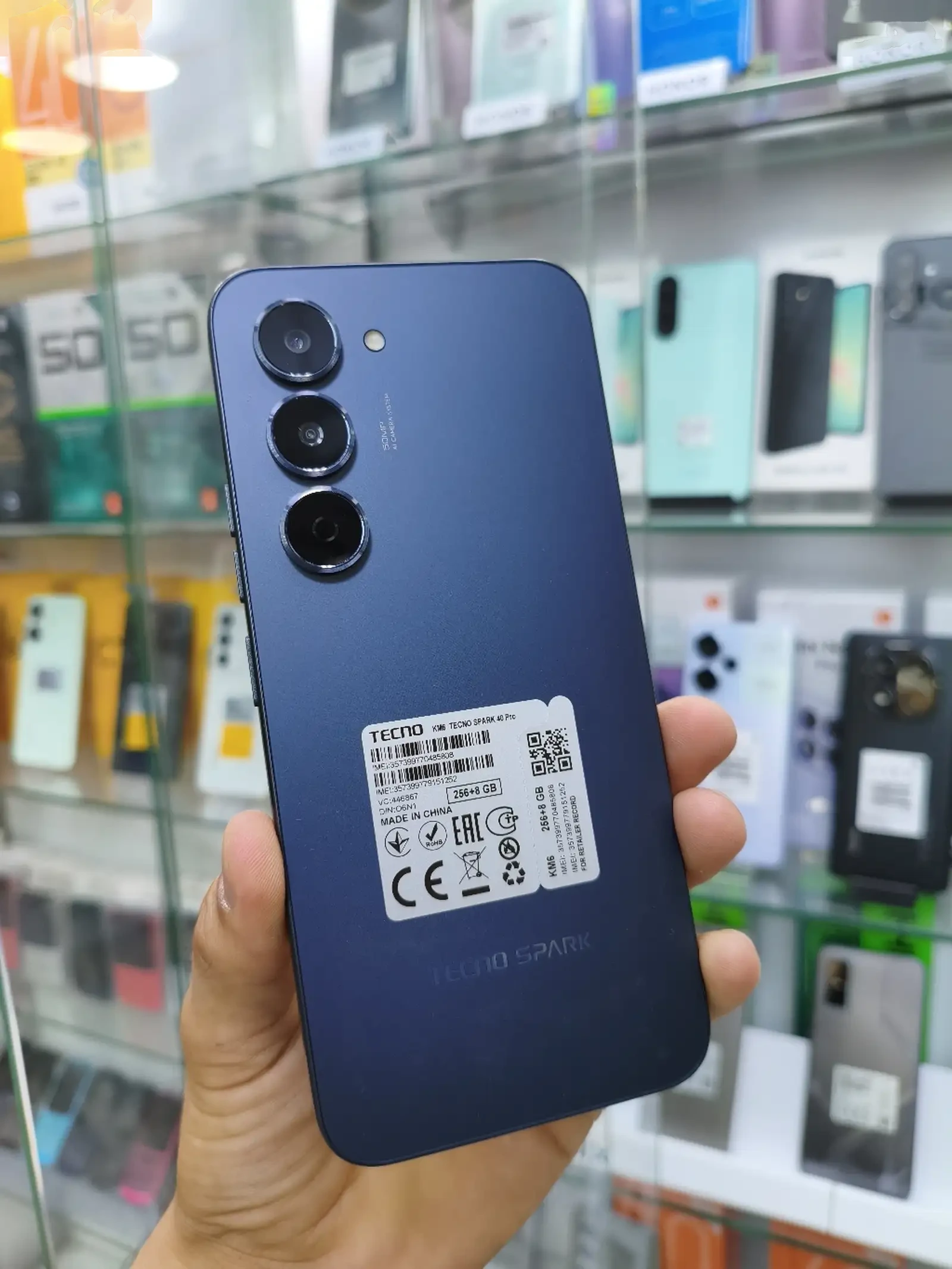 Tecno Spark 40 Pro 16/128Gb black — фото 4