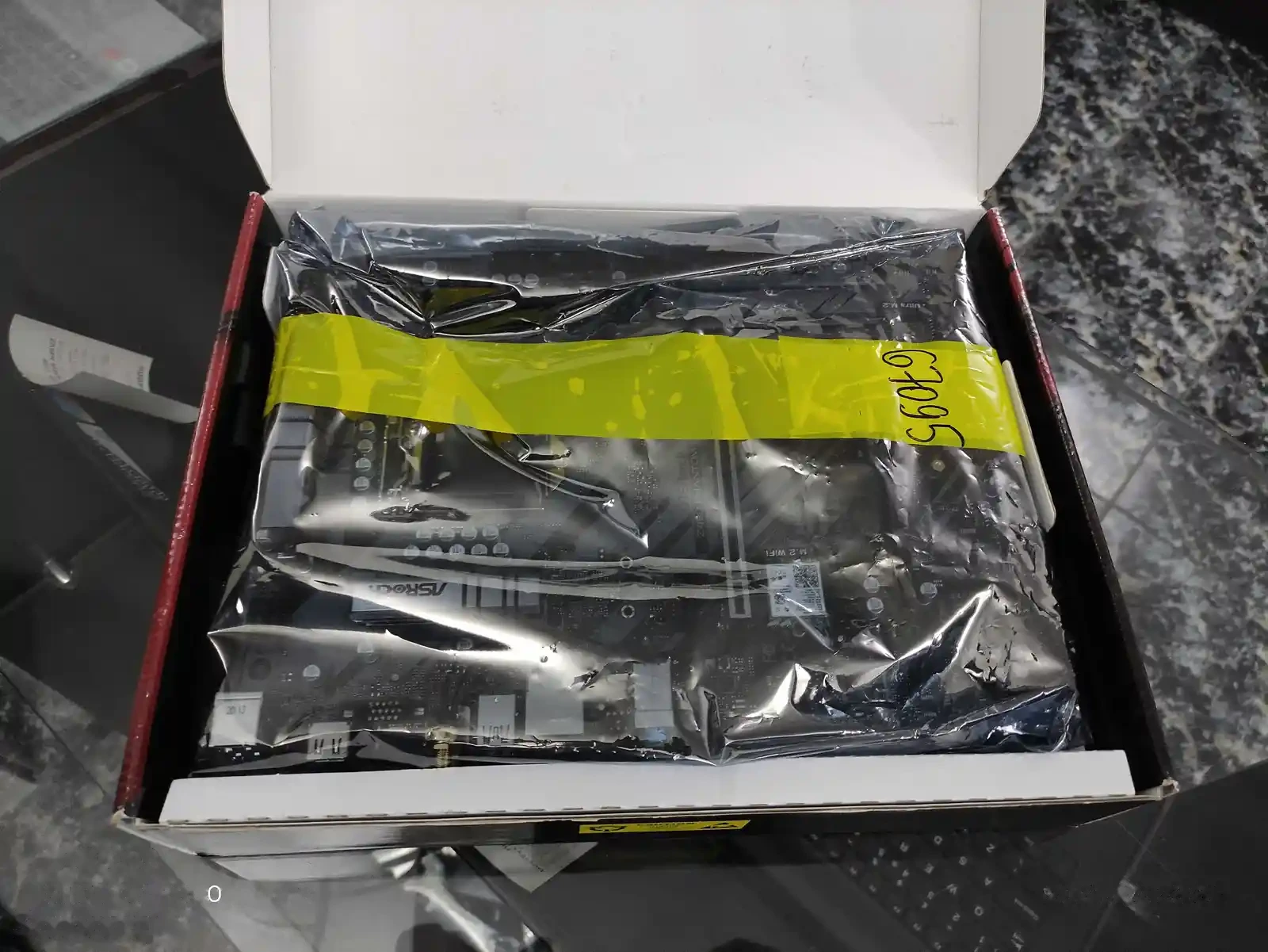 Материнская плата Asrock Z490 Phantom Gaming 4 — фото 7