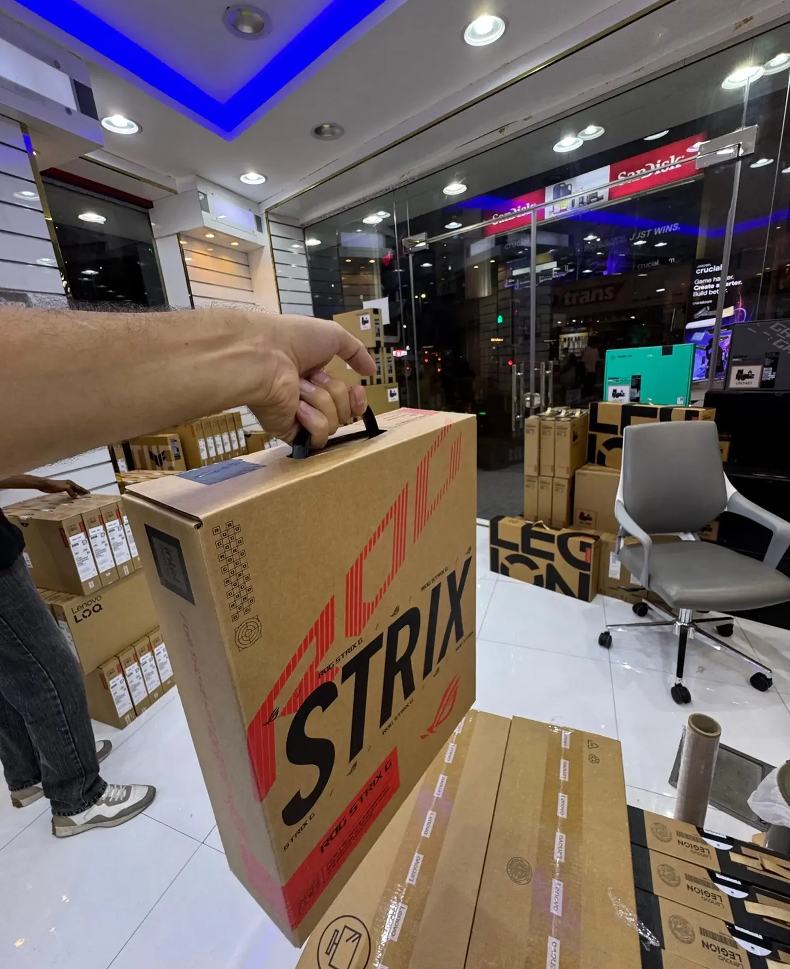 Ноутбук ASUS ROG Strix G16 I7 13th 16gb 1TB RTX 4050 6GB — фото 5