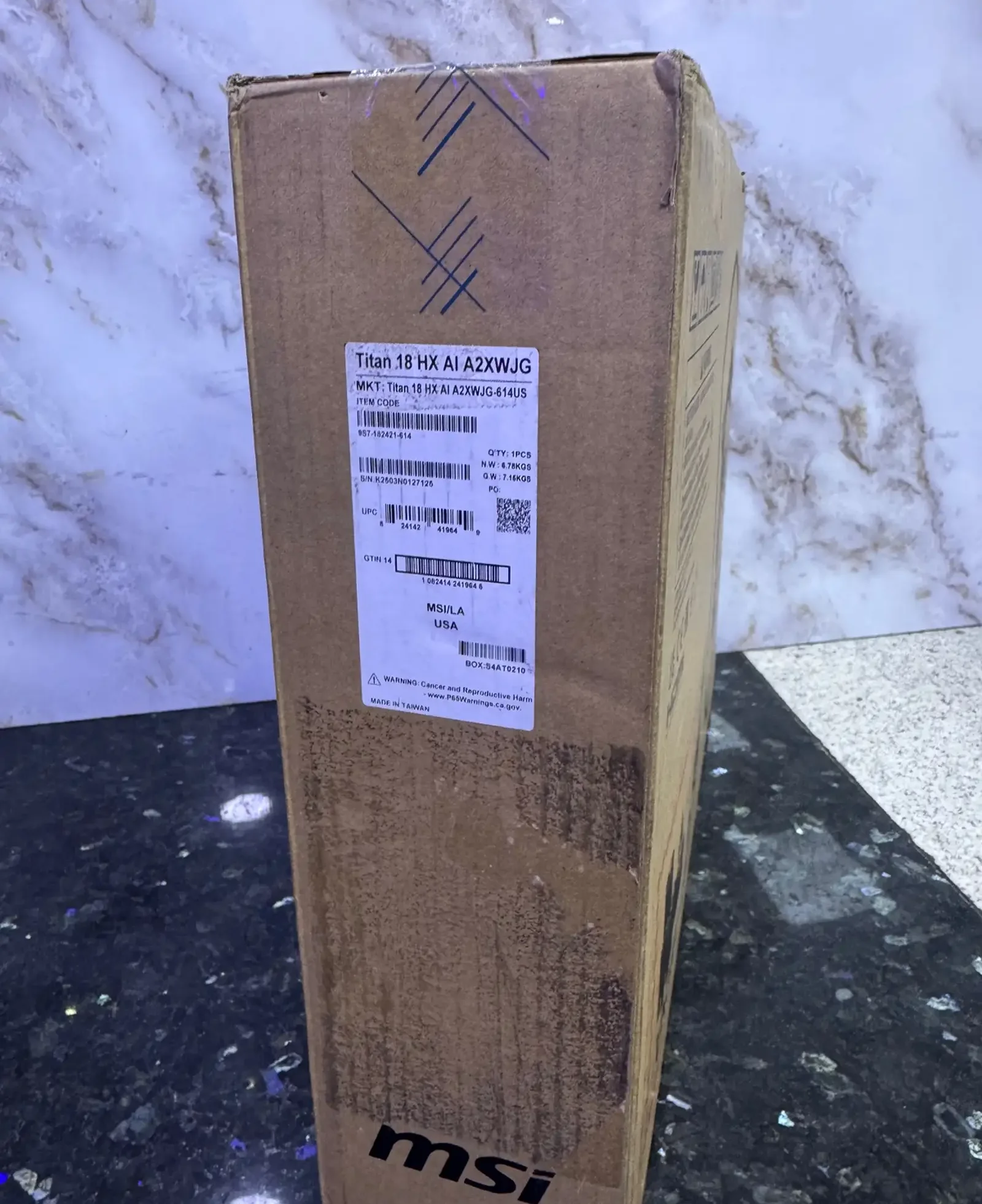 Игровой ноутбук MSI Titan 18 HX AI Ultra 9 285H 64/6TB SSD