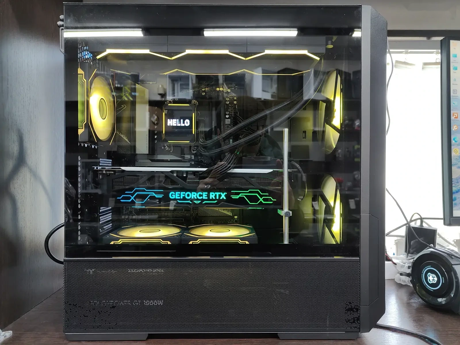 Персональный компьютер Lian-li AMD RYZEN 9-7900X RAM 32GB/RTX5080 16GB — фото 3