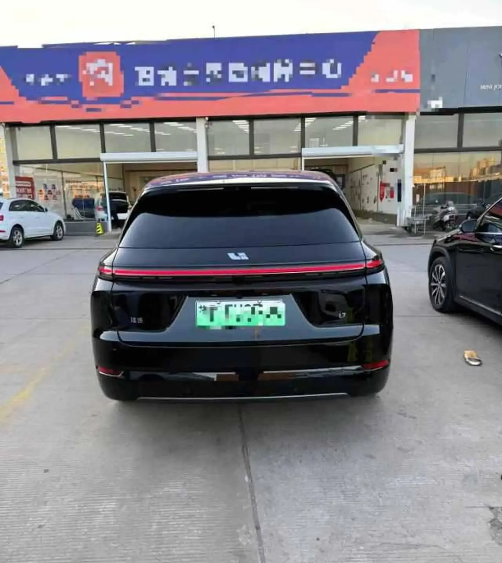 Li Auto (LiXiang) L7, 2025