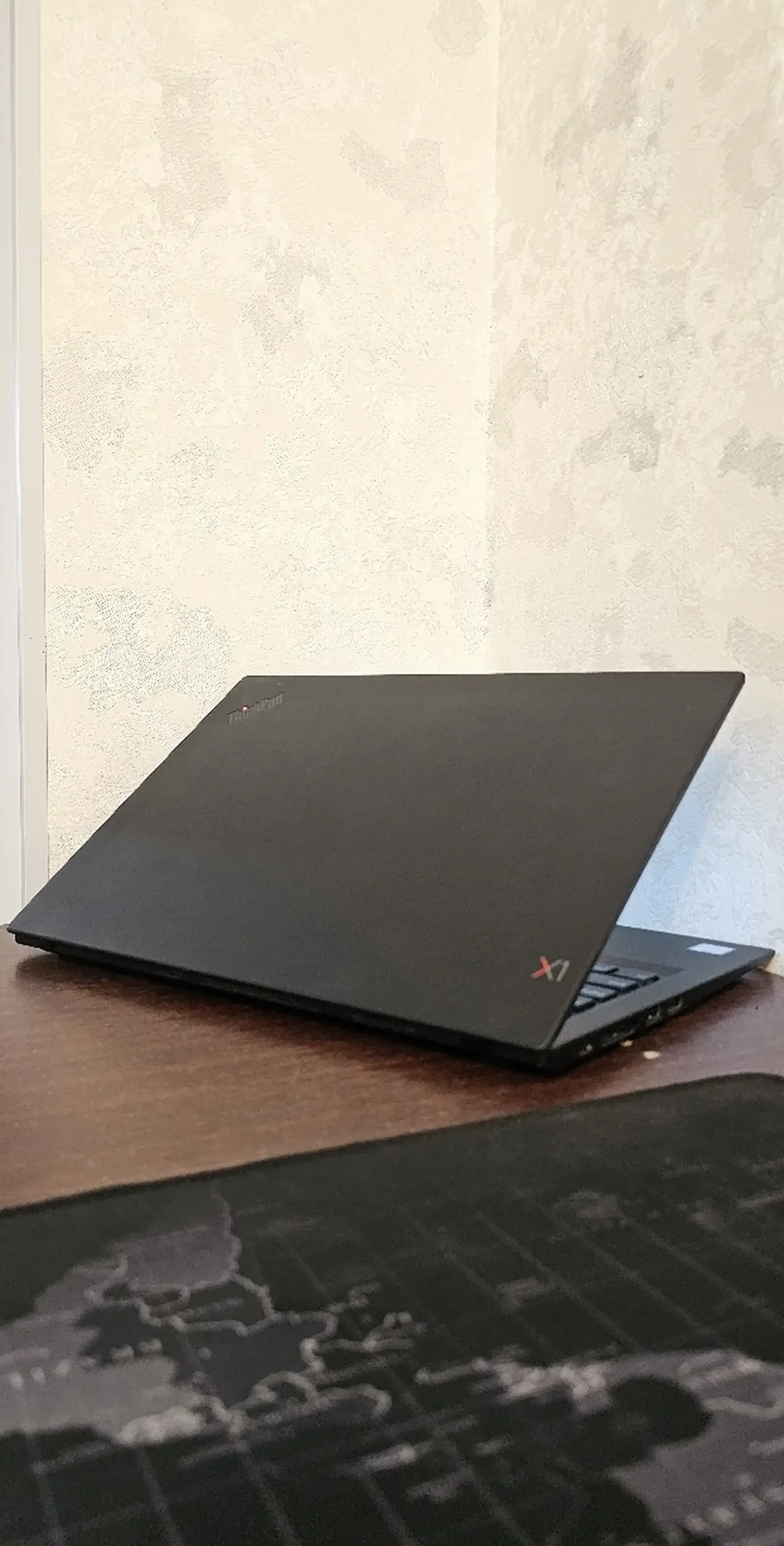 Ноутбук Lenovo ThinkPad X1 Carbon i5 8th 16/256