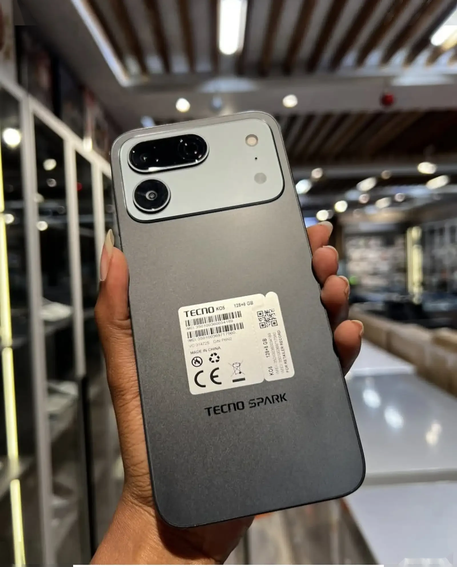 Tecno Spark 50 Pro 8/128Gb black — фото 2