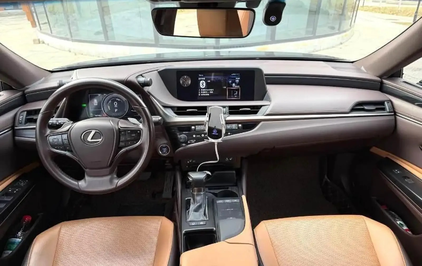 Lexus Es series 2018