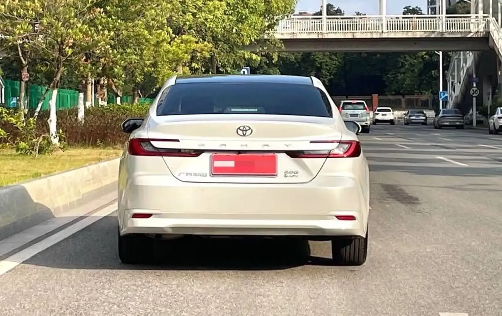Toyota Camry, 2025