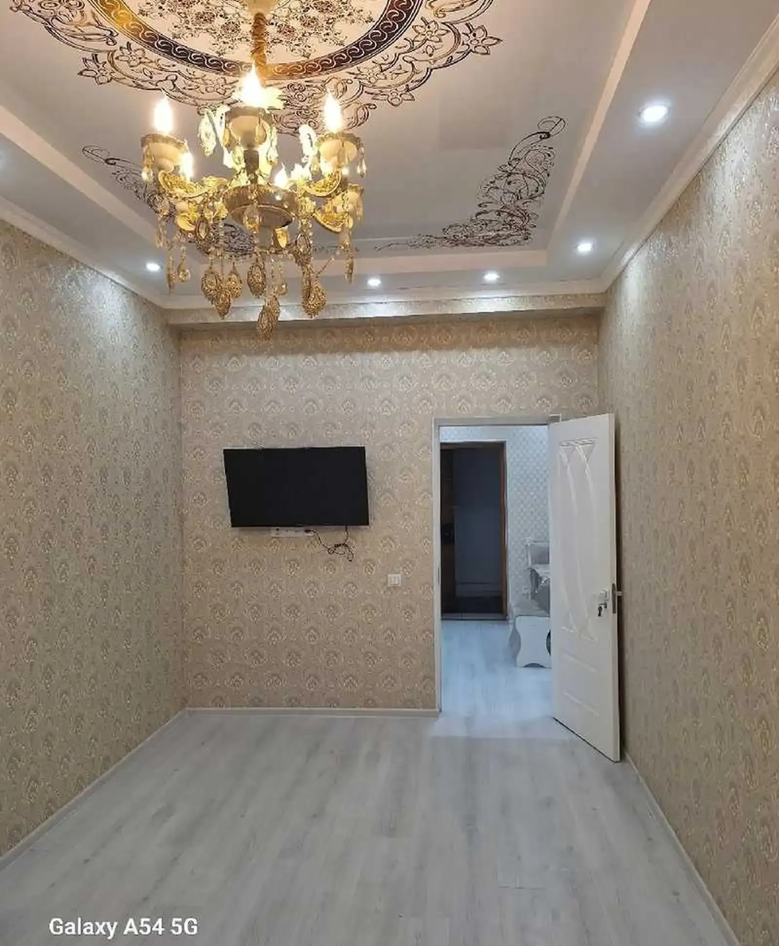 2-комн. квартира, 14 этаж, 60м², Шохмансур