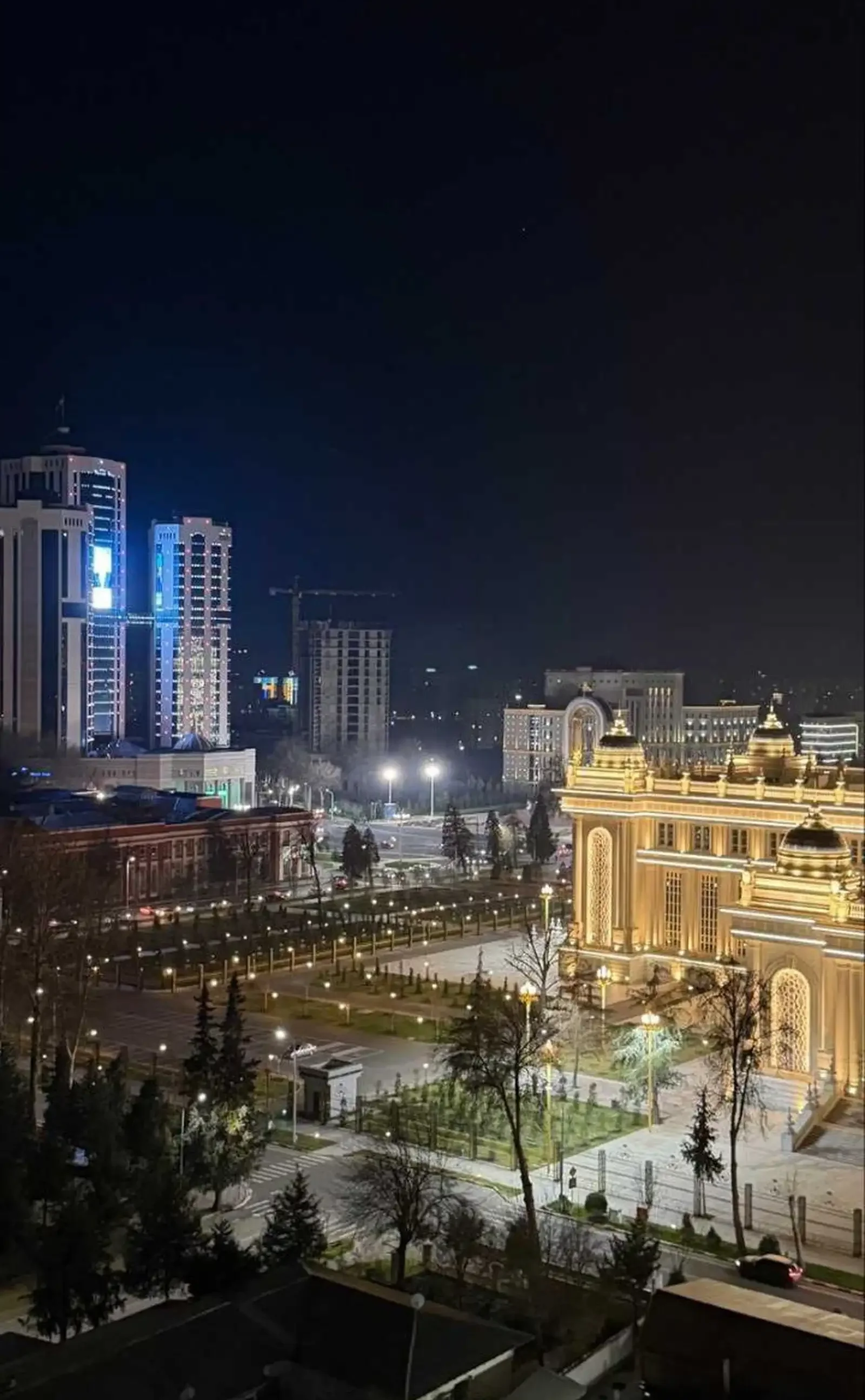 2-комн. квартира, 13 этаж, 50 м², Исмоили Сомони пушти парламент