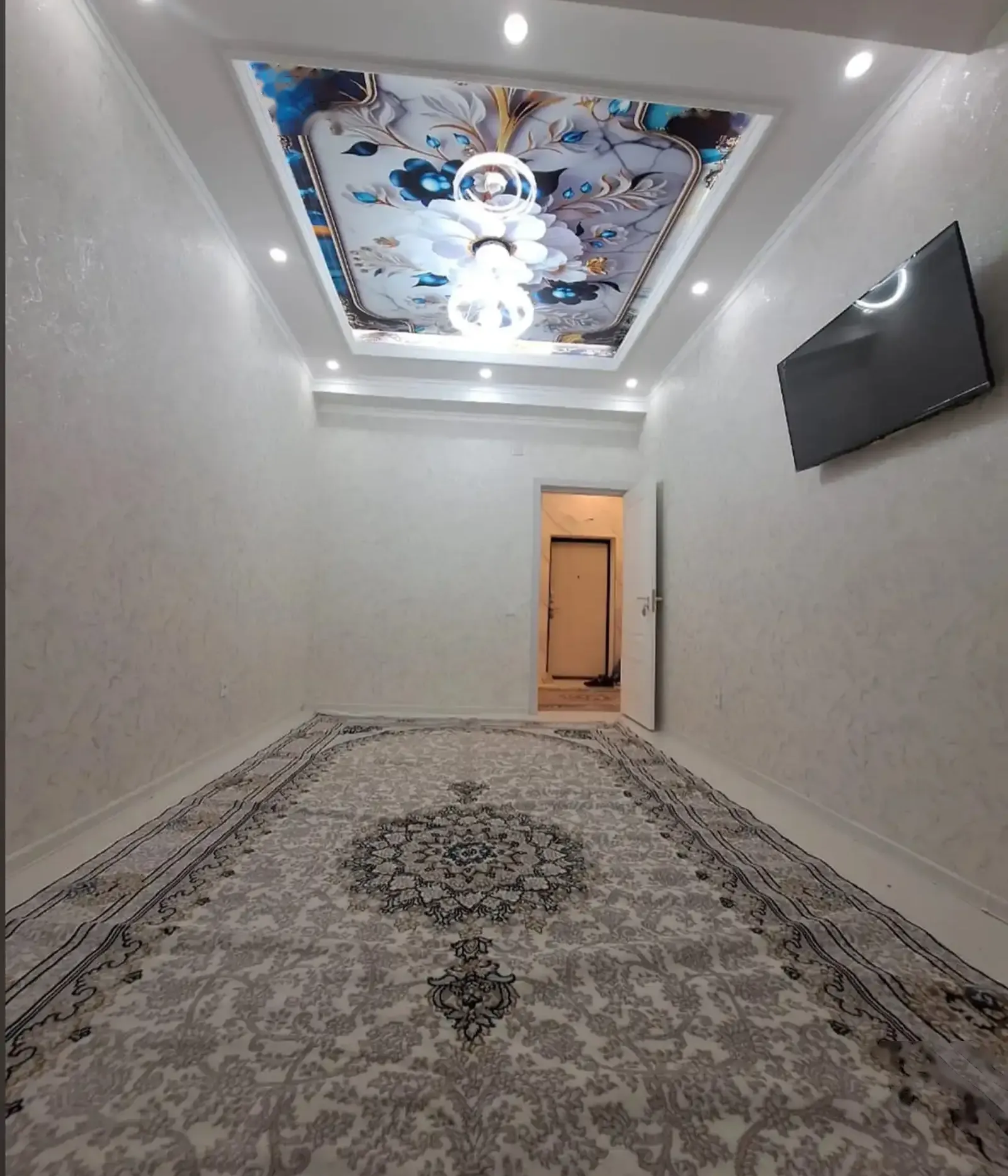 2-комн. квартира, 4 этаж, 50м², сино