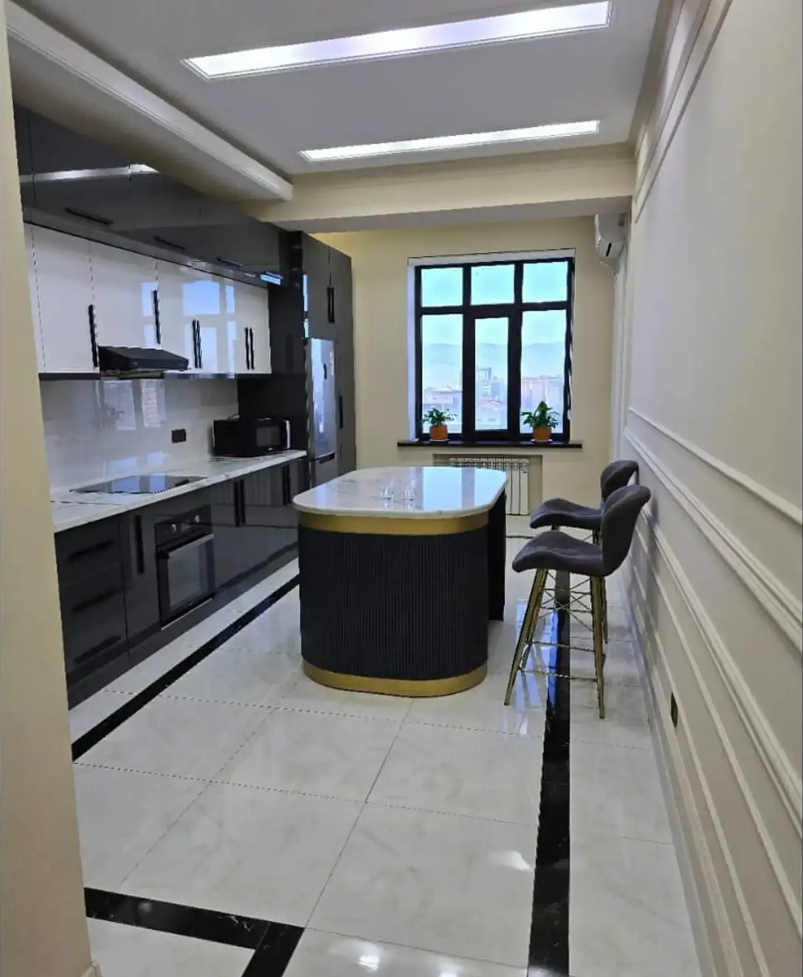 3-к квартира, 10 этаж, 120 м², Шохмансур