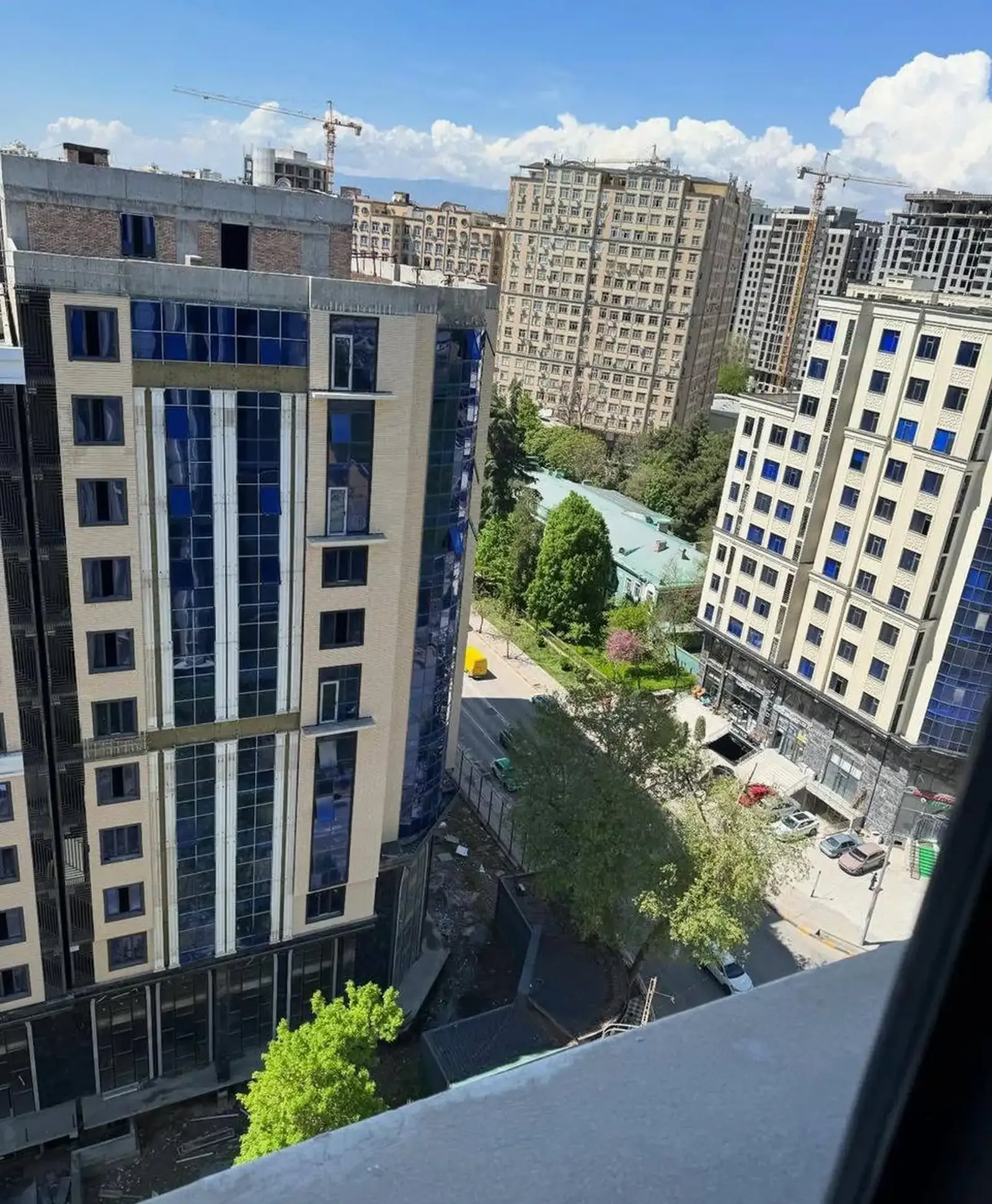 2-комн. квартира, 13 этаж, 97 м², н.Шохмансур,Зелёний бозор 4 раха