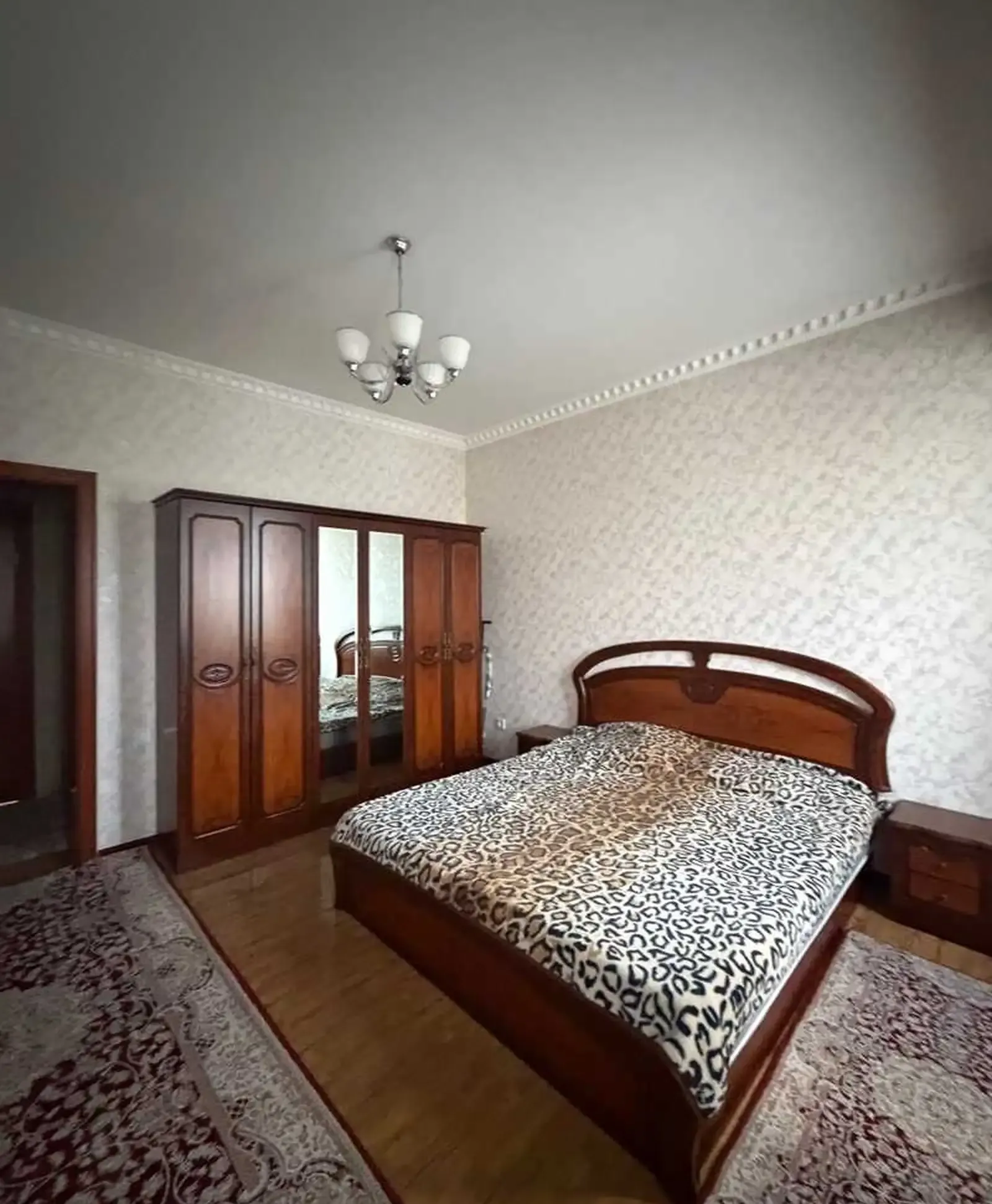 3-комн. квартира, 10 этаж, 135м², Сомони