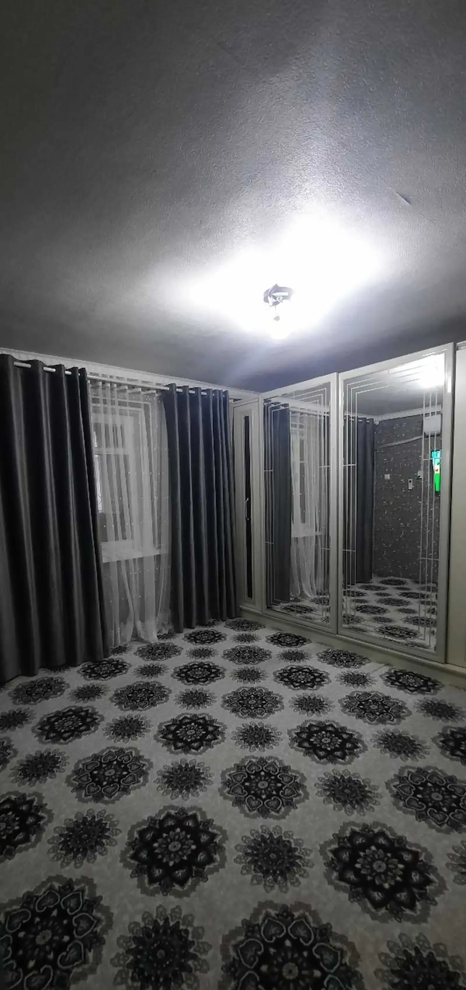 2-комн. квартира, 3 этаж, 42м², Садбарг Доми Ватан