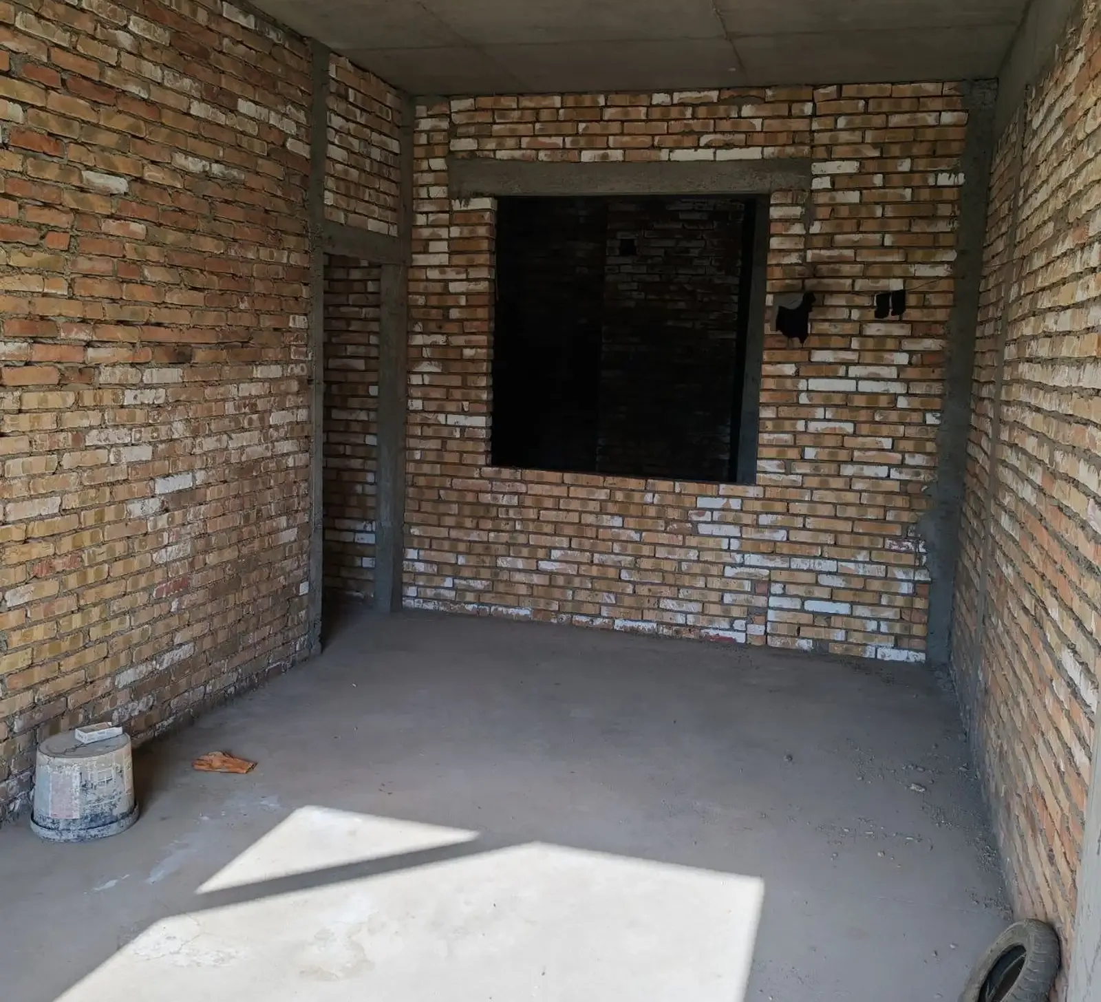 3-комн. квартира, 2 этаж, 103 м², Сино, 82 мкр