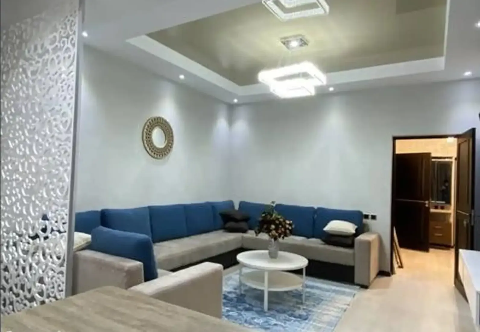 2-комн. квартира, 10 этаж, 76м², Сомони