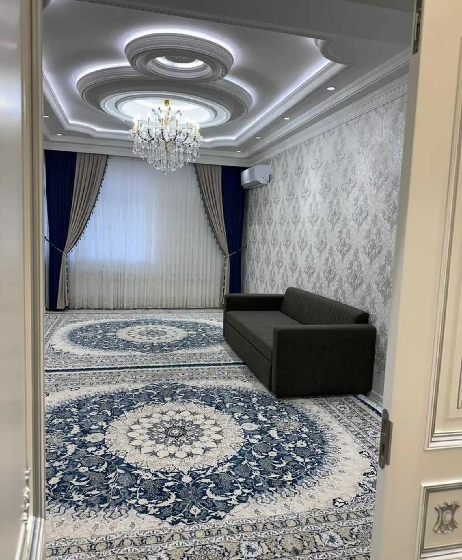 3-комн. квартира, 6 этаж, 145м², И. Сомони
