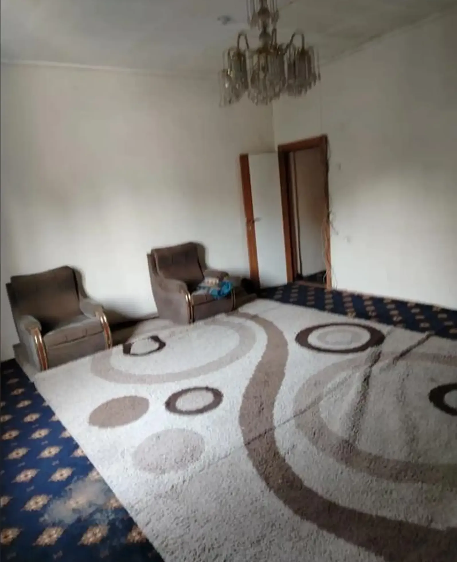 2-этажный, 14 комнатный дом, 700 м², Сомони