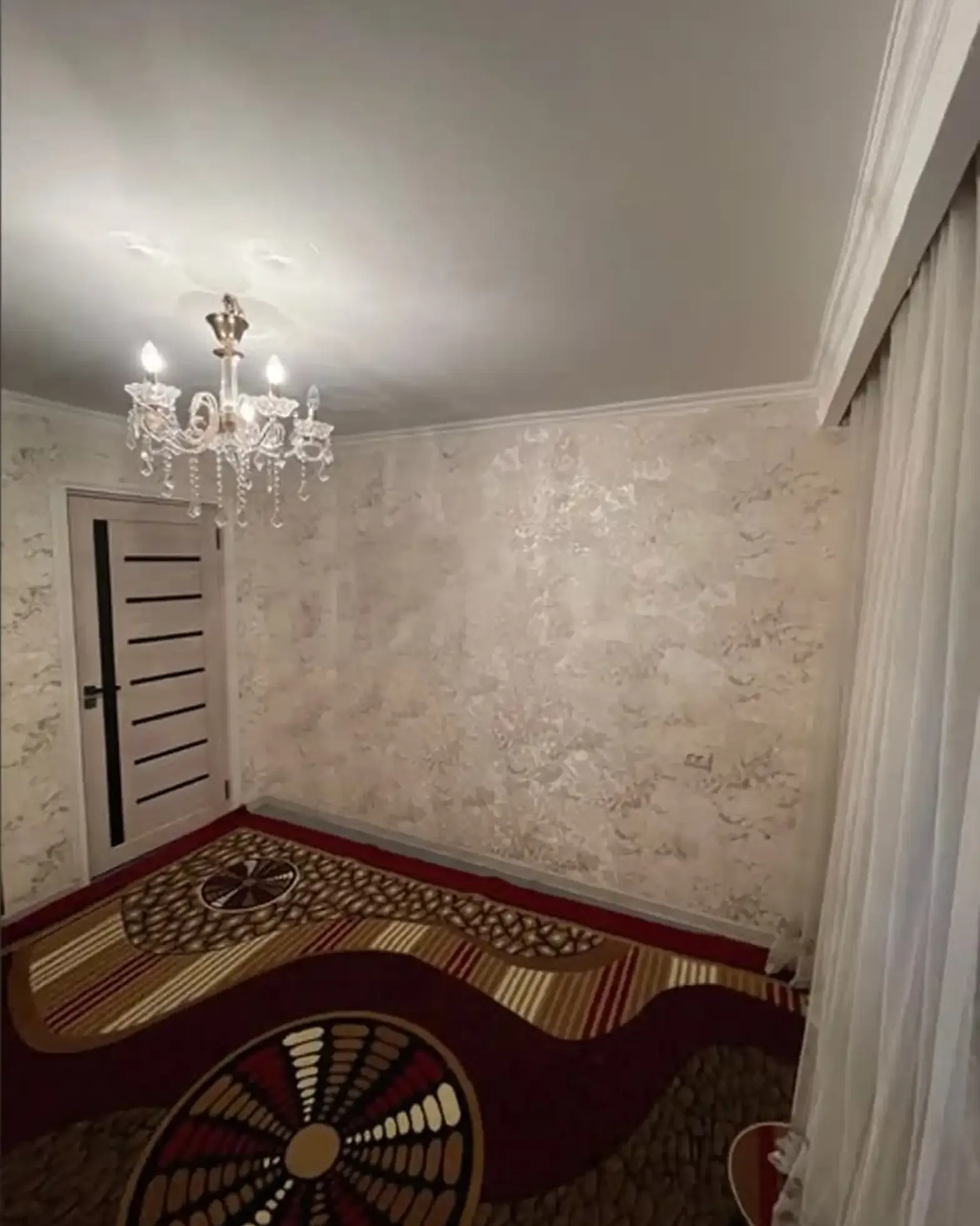 2-комн. квартира, 4 этаж, 70м², Сино
