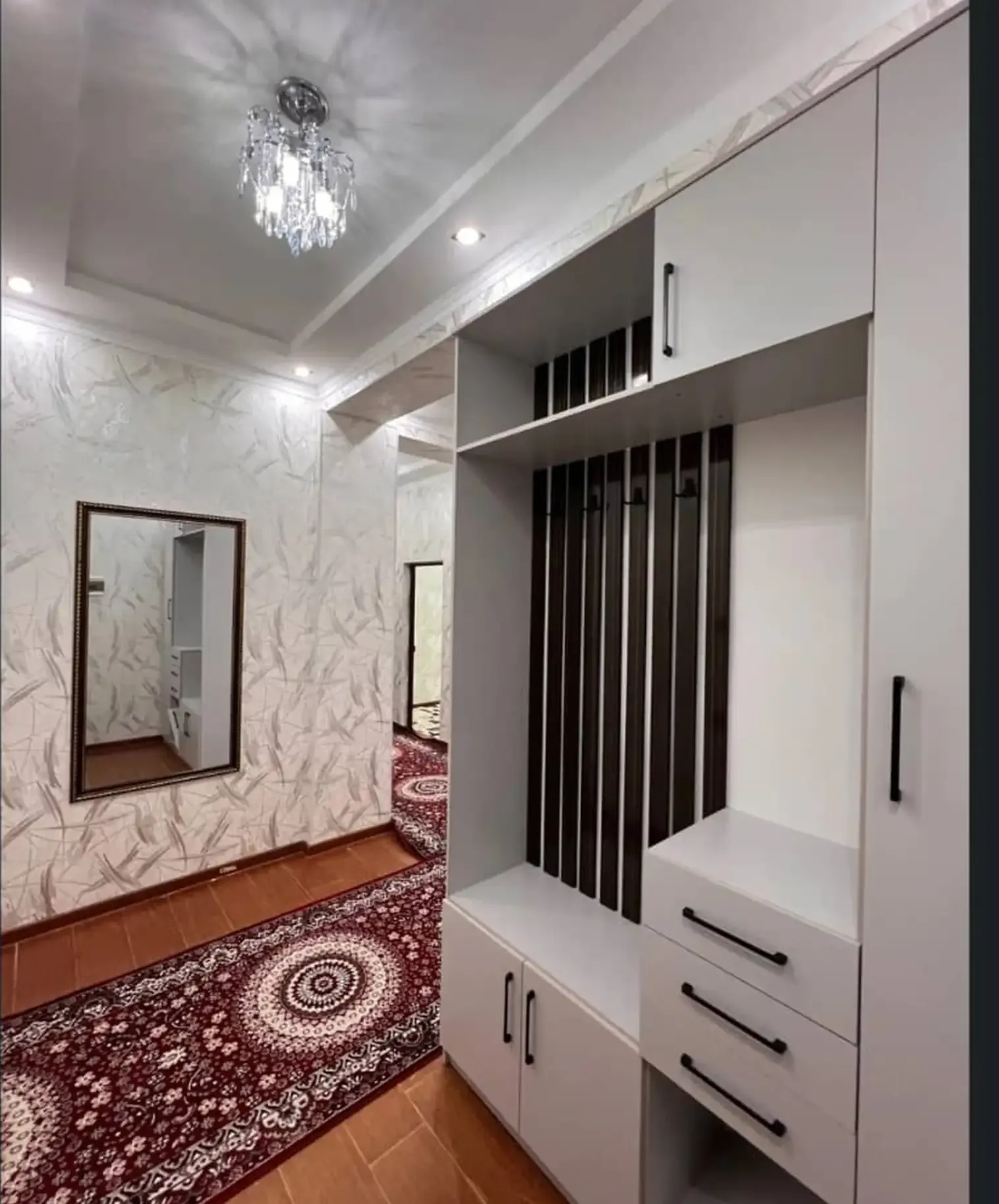 3-комн. квартира, 2 этаж, 98м², Шохмансур
