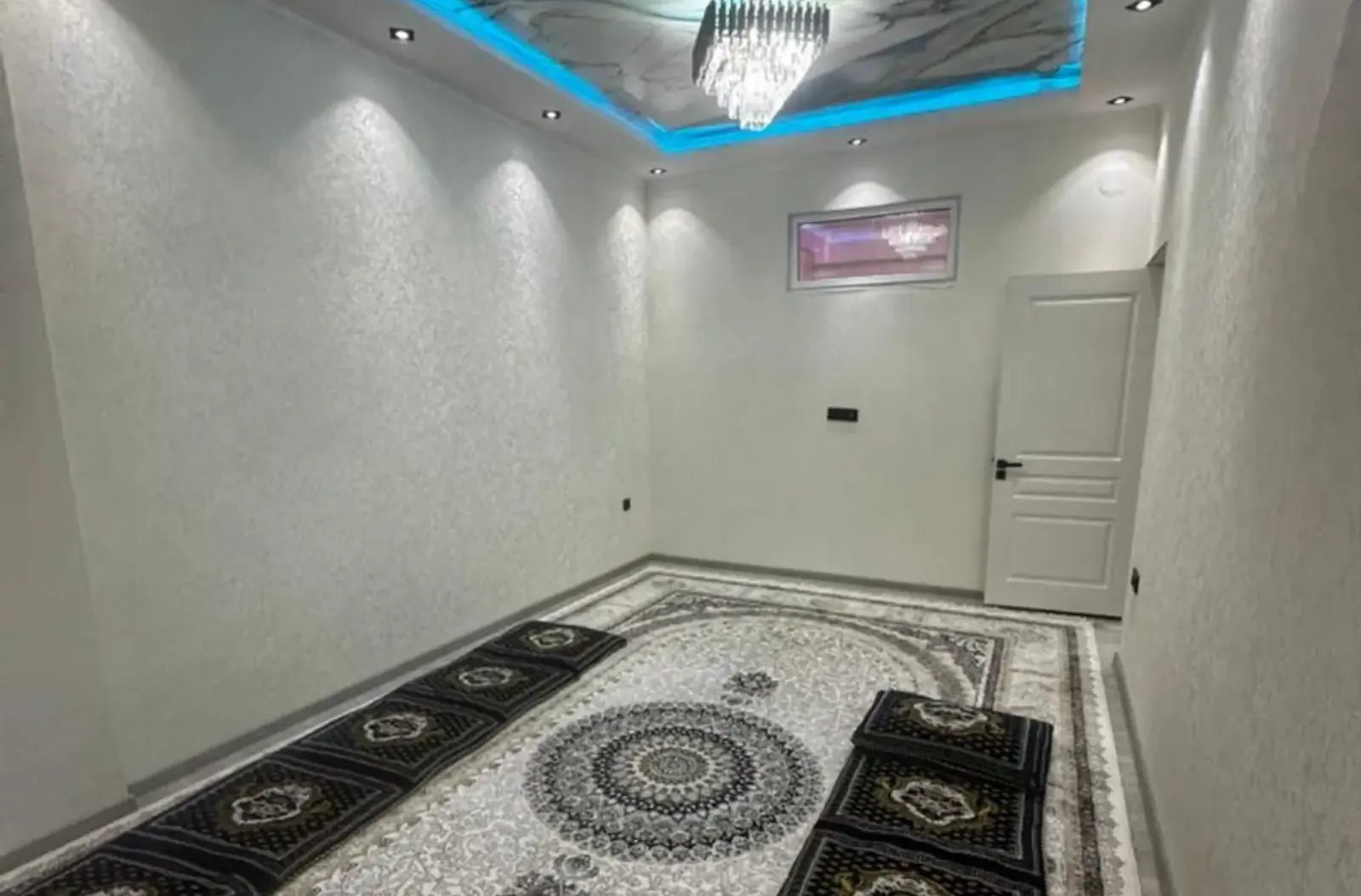 2-комн. квартира, 14 этаж, 68м², поворот аэропорта 4дома