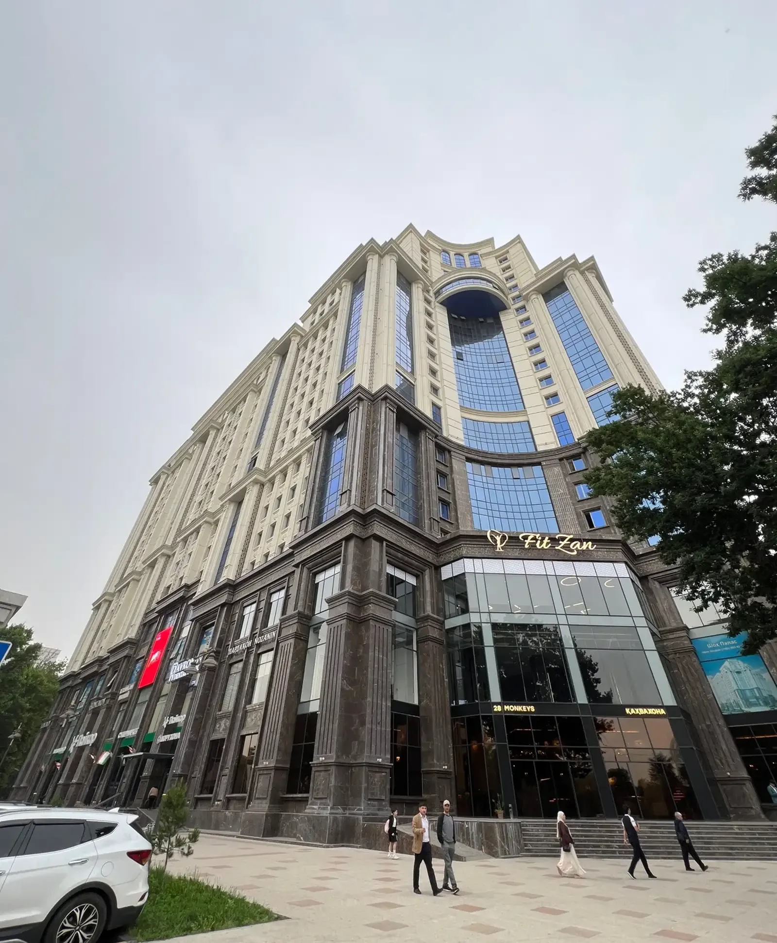 6-комн. квартира, 8 этаж, 167 м², И Сомони