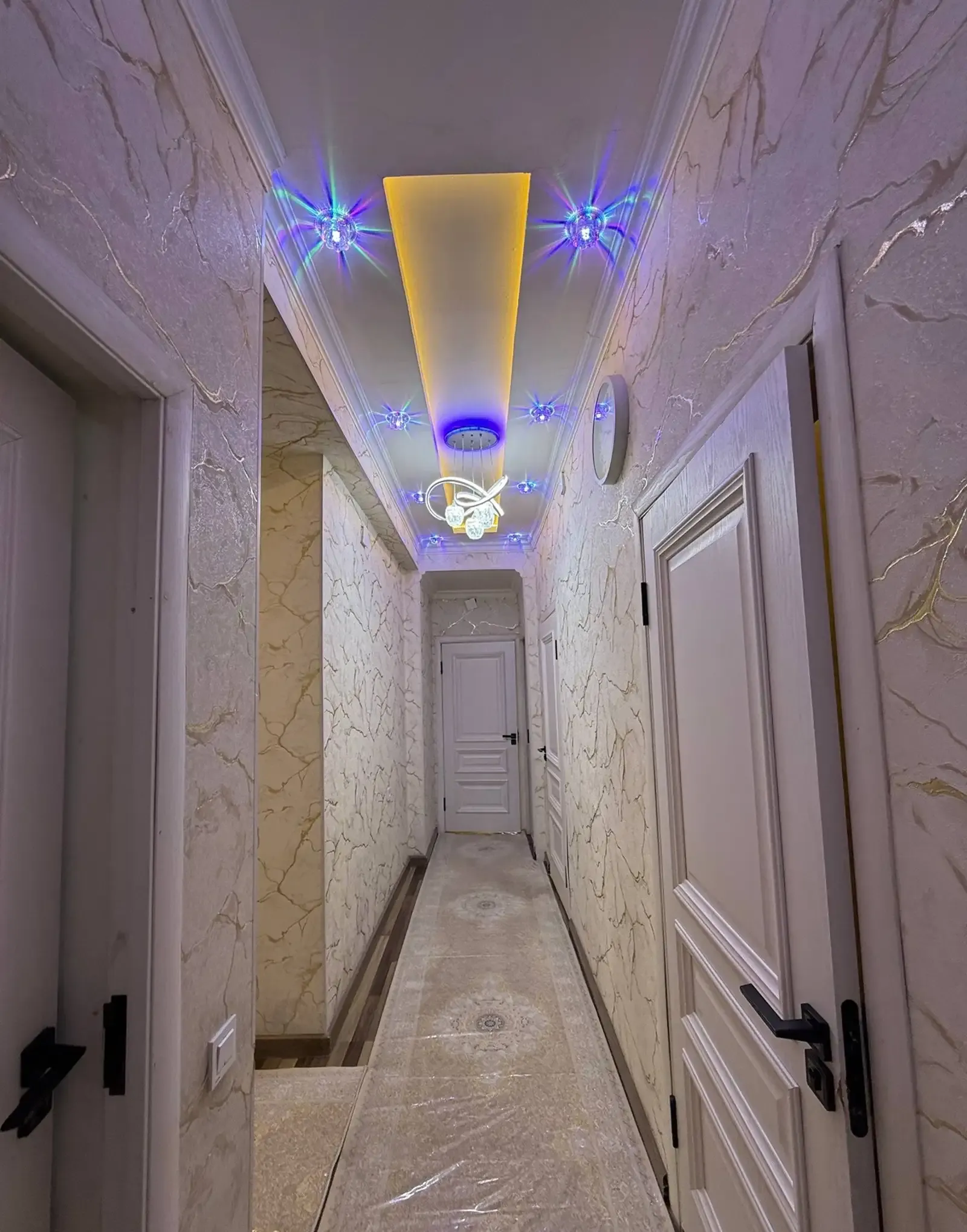2-комн. квартира, 17 этаж, 62 м², Фирдавси