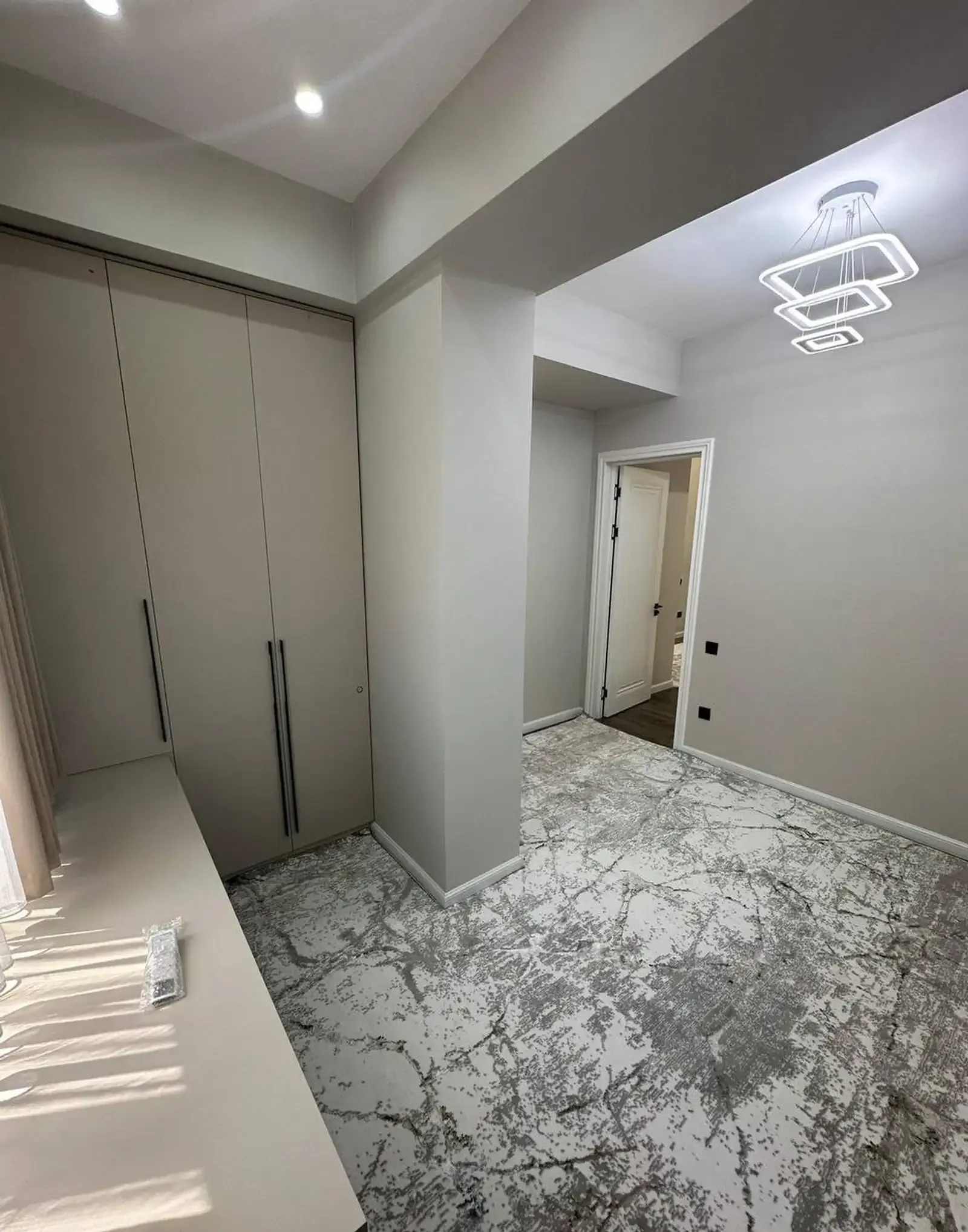 3-комн. квартира, 16 этаж, 95 м², Исмоили Сомони
