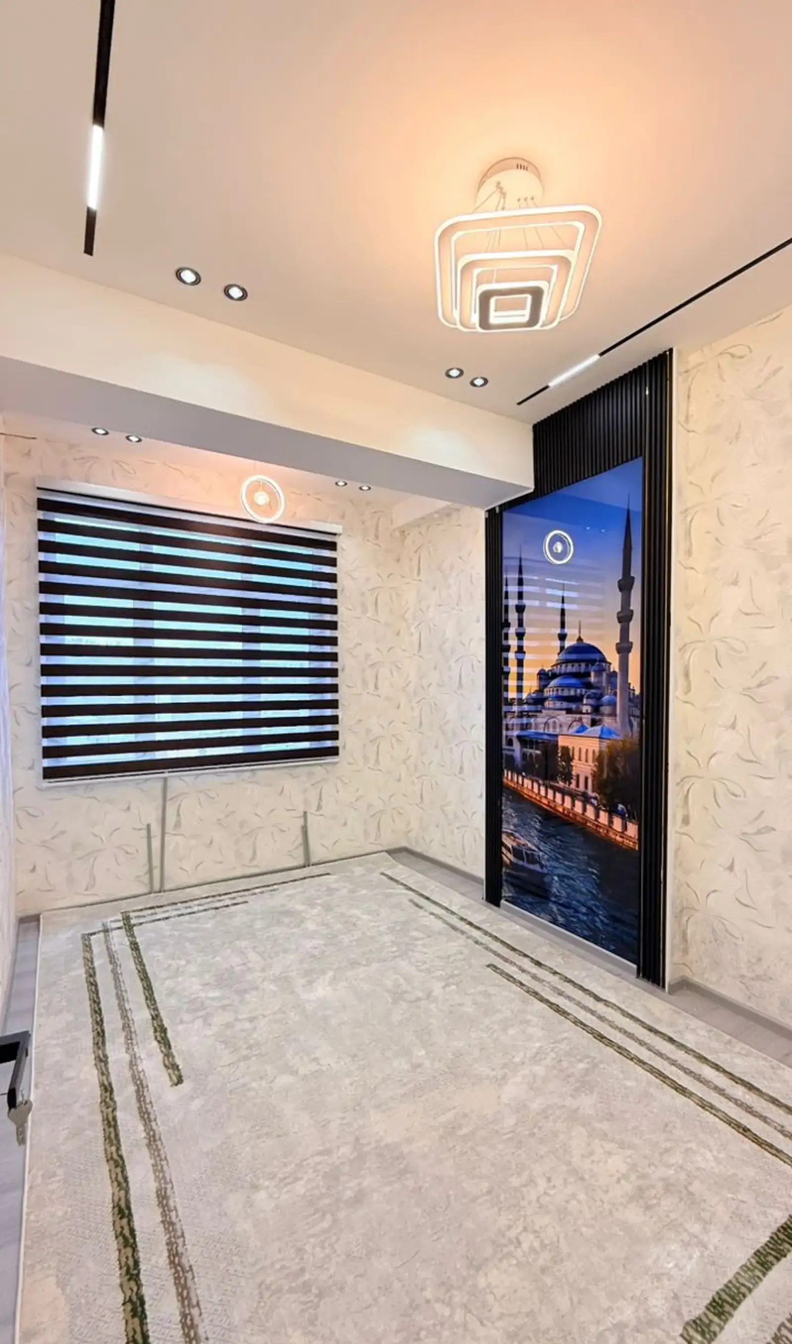 3-комн. квартира, 9 этаж, 60 м², район Спартак (напротив школы №6)