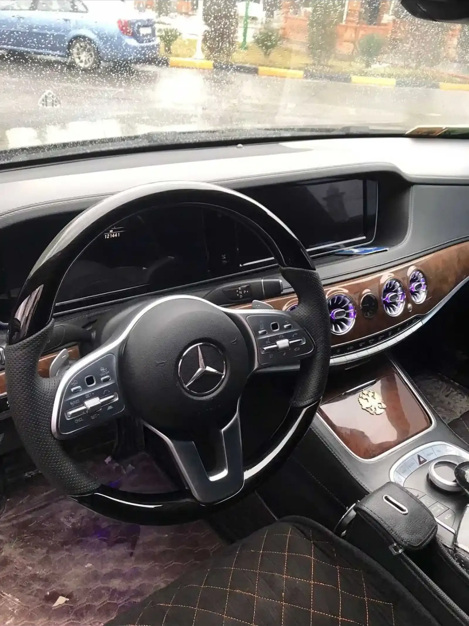 Руль от Mercedes-Benz
