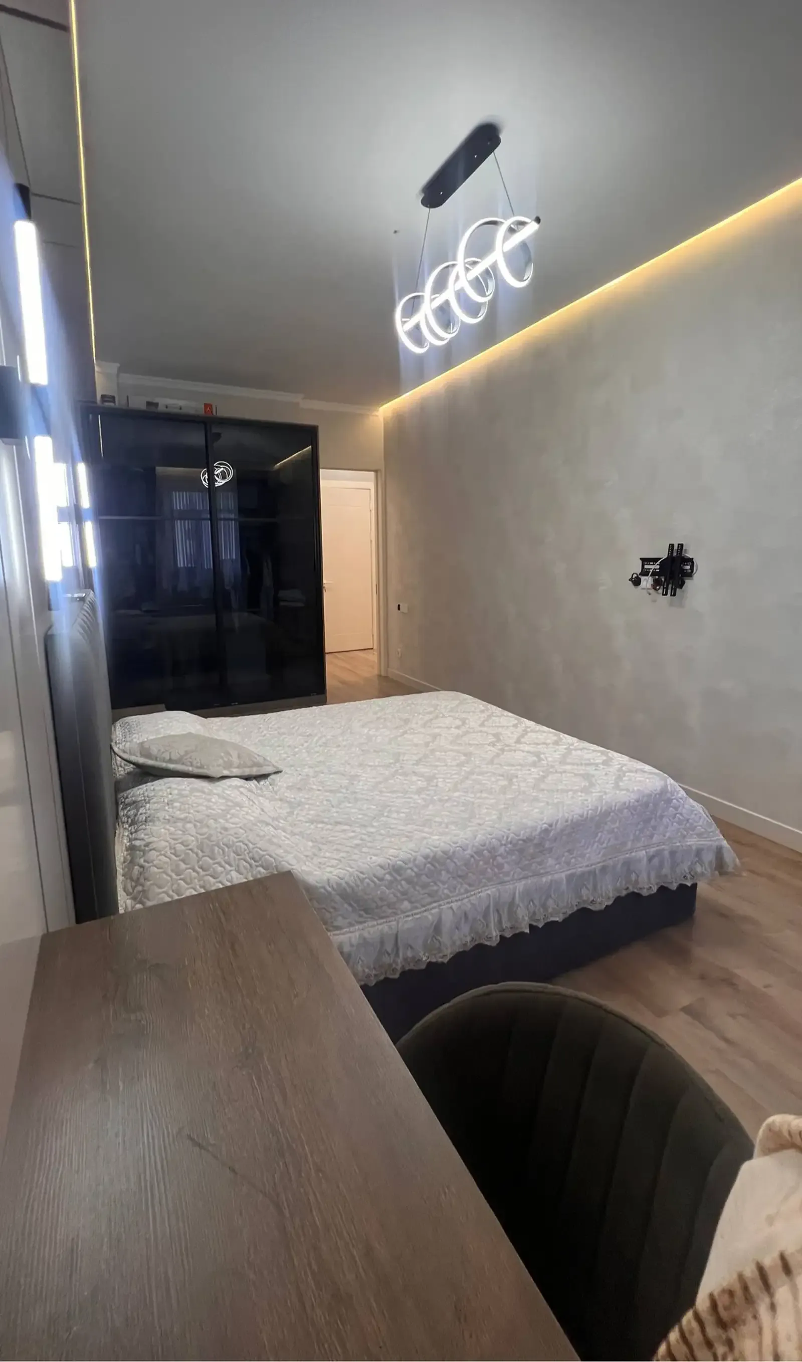 3-комн. квартира, 10 этаж, 128 м², Шохмансур, Голубой экран