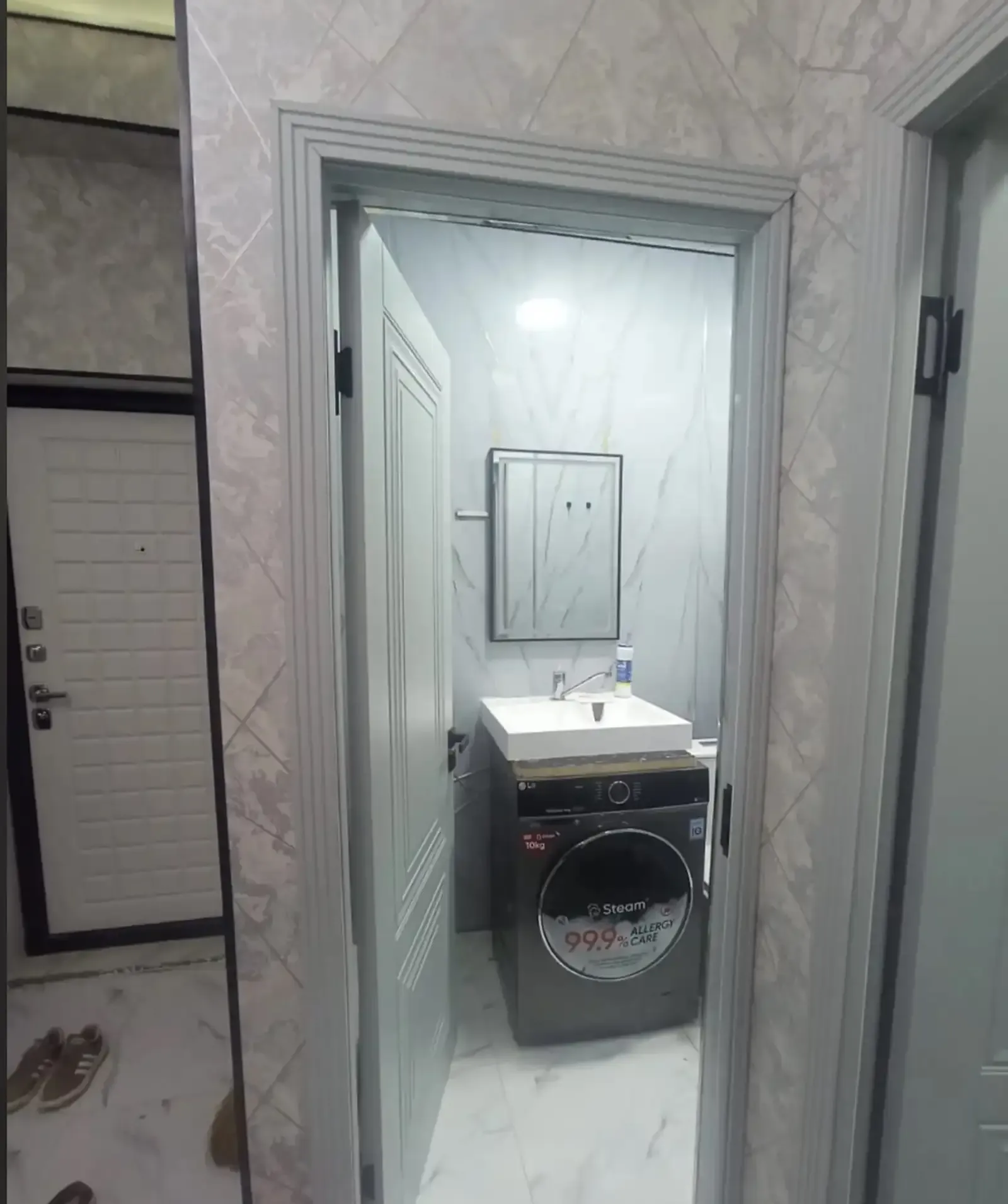 2-комн. квартира, 9 этаж, 63м², сино