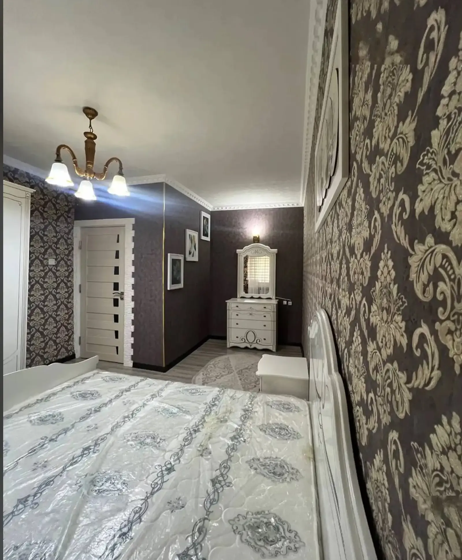 2-комн. квартира, 4 этаж, 60м², сино